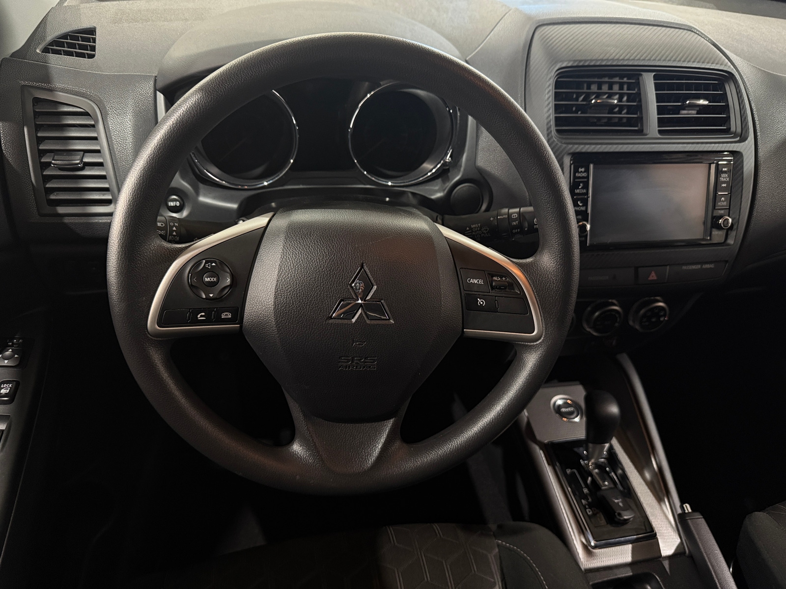 Thumbnail: 2023 Mitsubishi Outlander Sport - 5