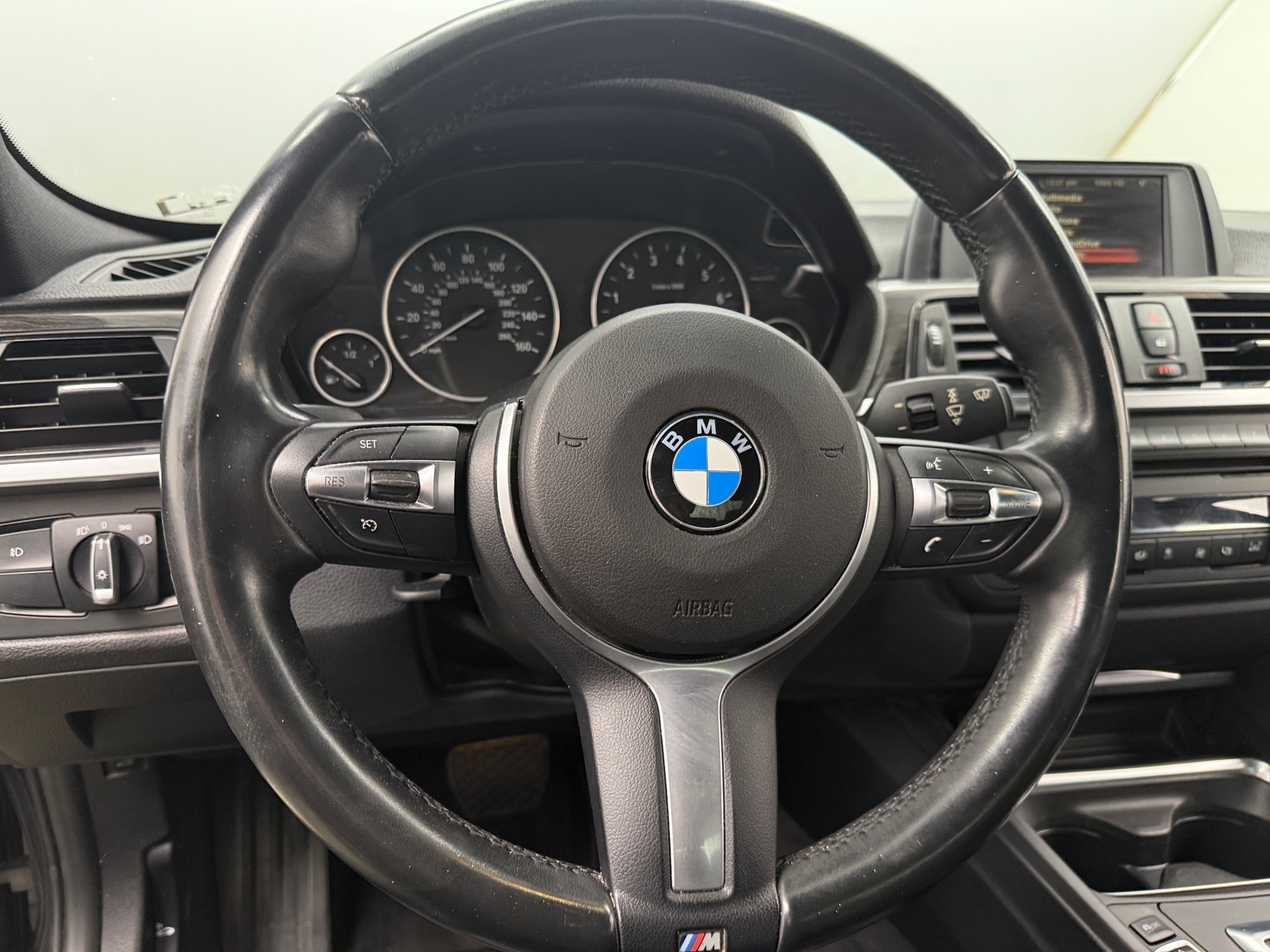 Thumbnail: 2015 BMW 3 Series - 4
