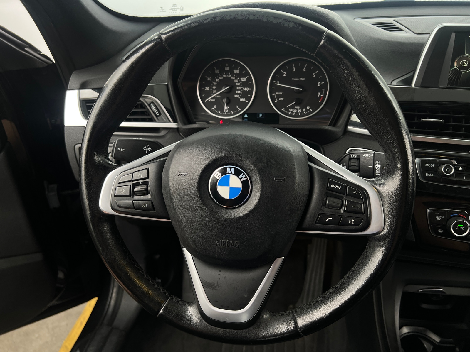 Thumbnail: 2017 BMW X1 - 4