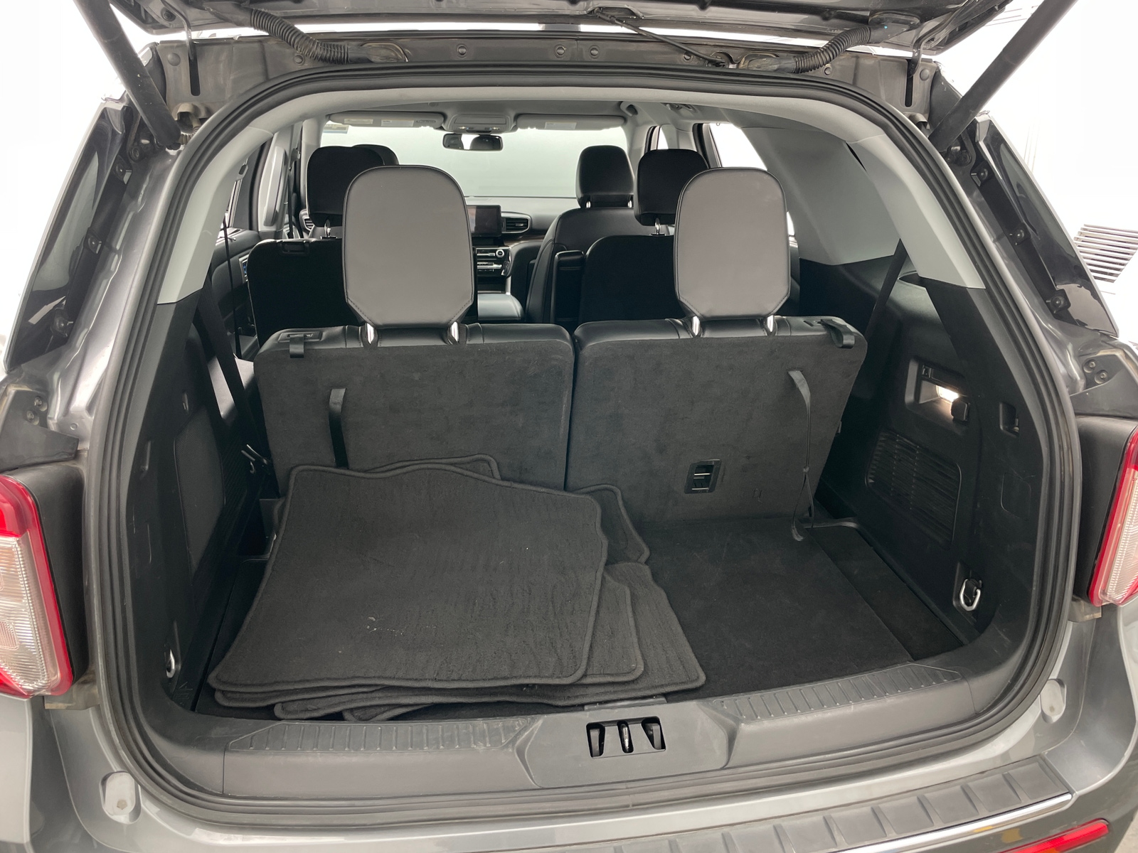 Thumbnail: 2024 Ford Explorer - 6