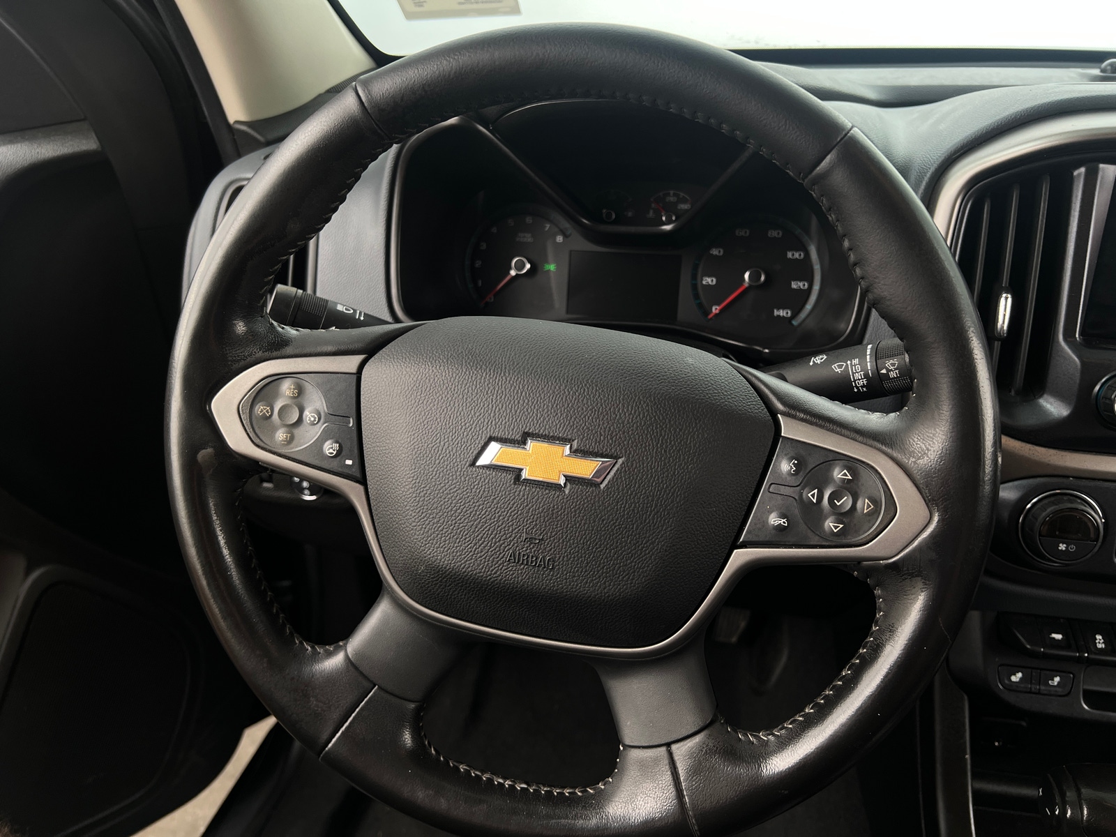 Thumbnail: 2021 Chevrolet Colorado - 4