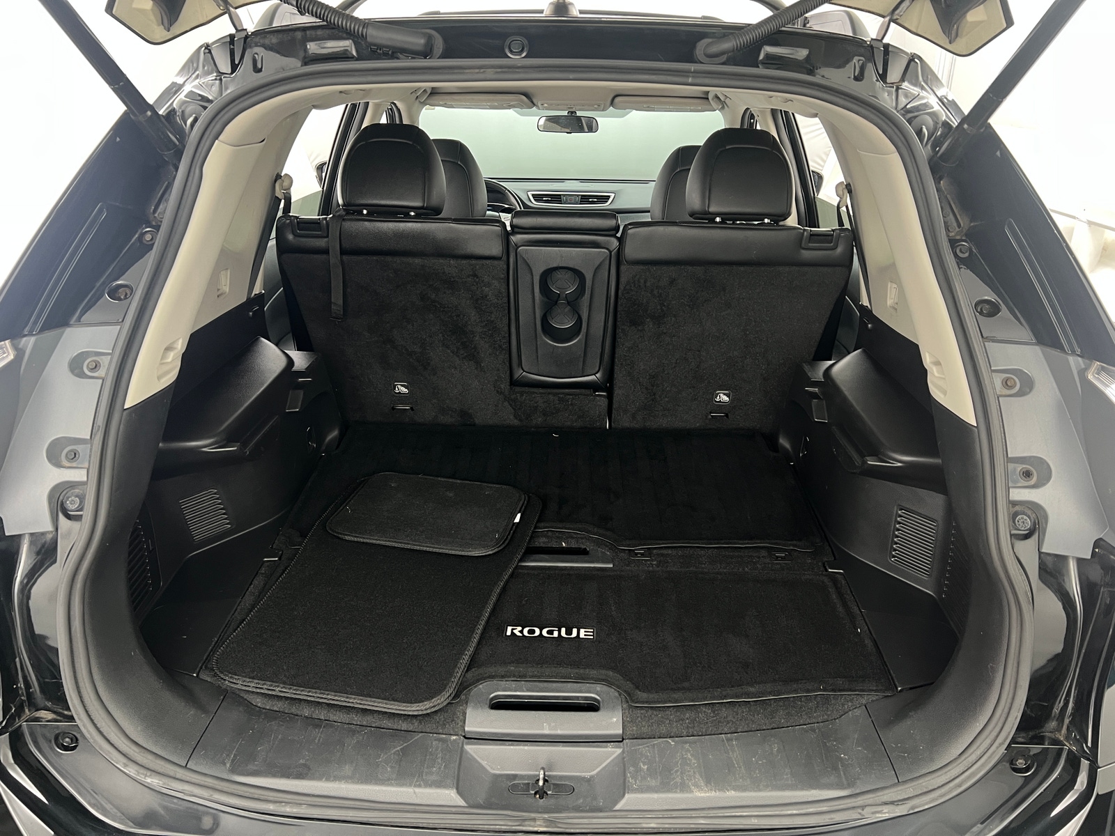 Thumbnail: 2016 Nissan Rogue - 6