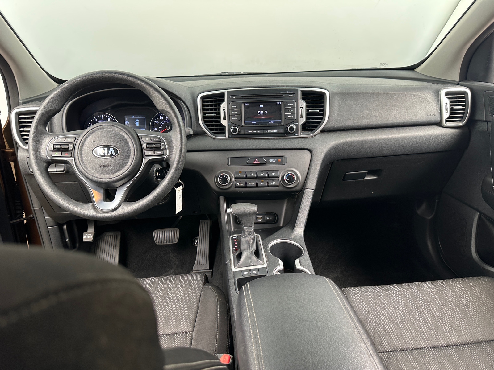Thumbnail: 2017 Kia Sportage - 3
