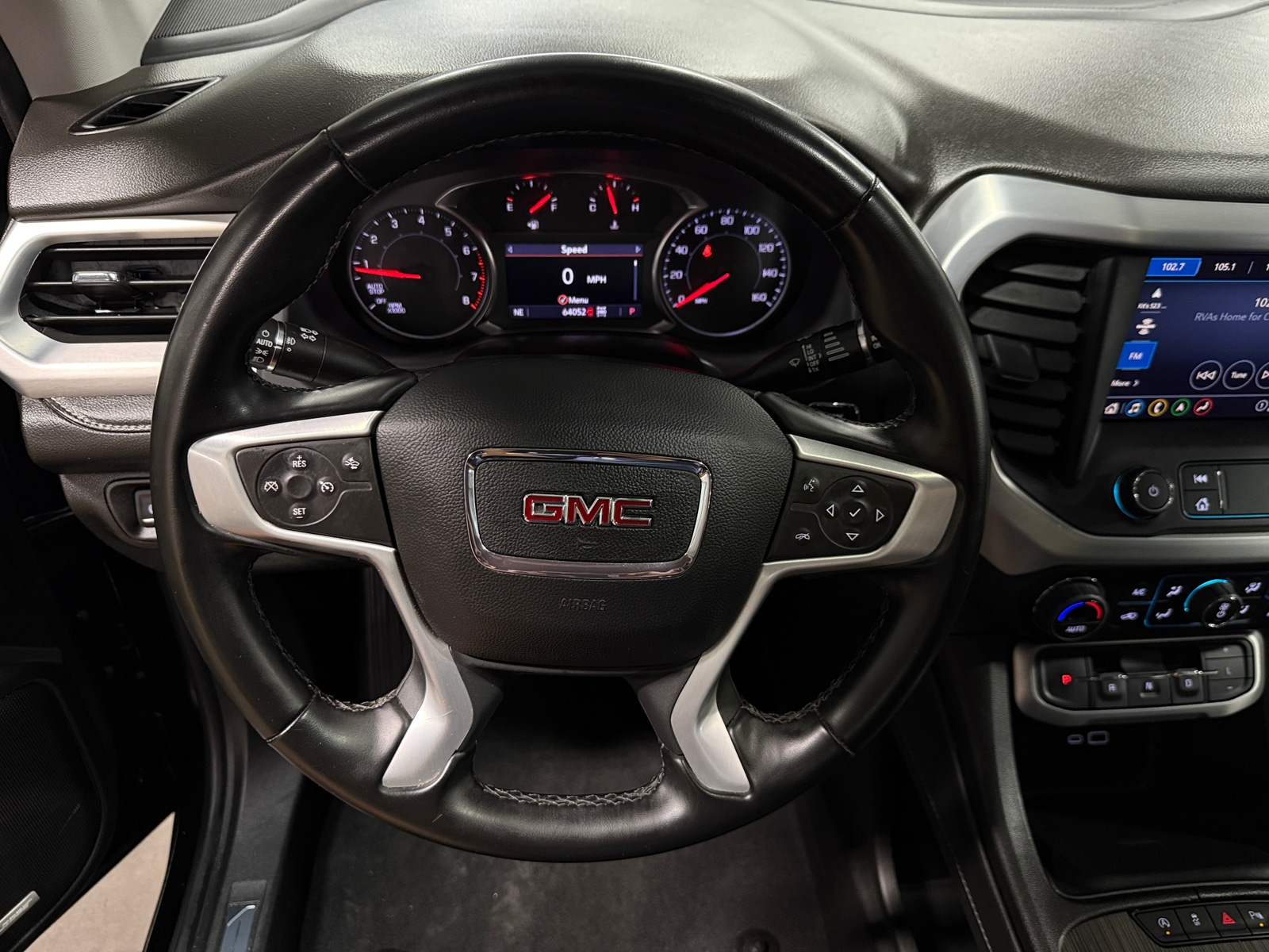 Thumbnail: 2023 GMC Acadia - 4
