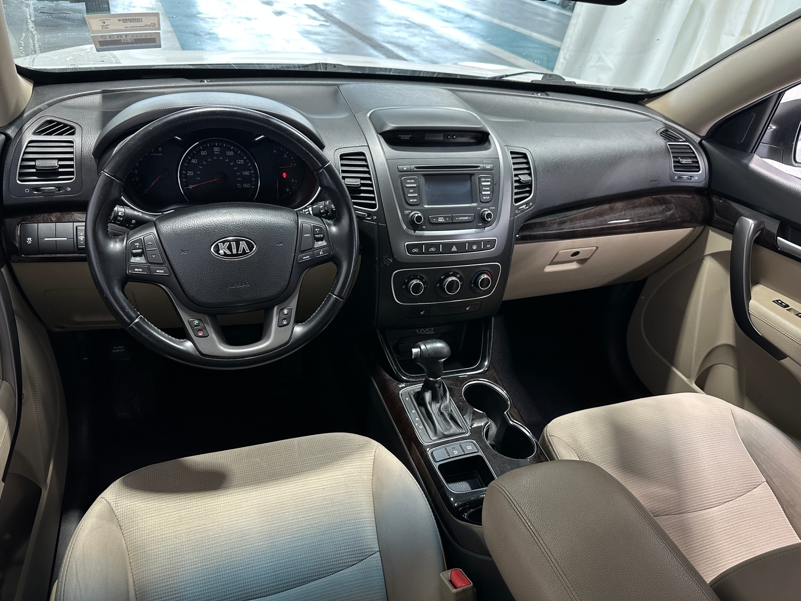 Thumbnail: 2015 Kia Sorento - 3