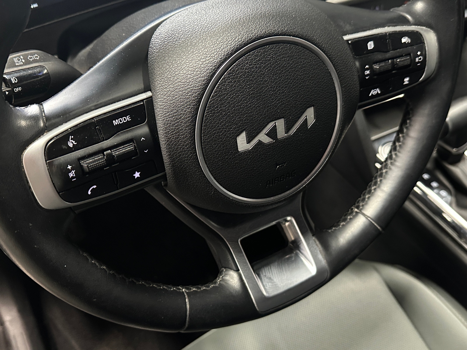 Thumbnail: 2023 Kia Sportage - 4