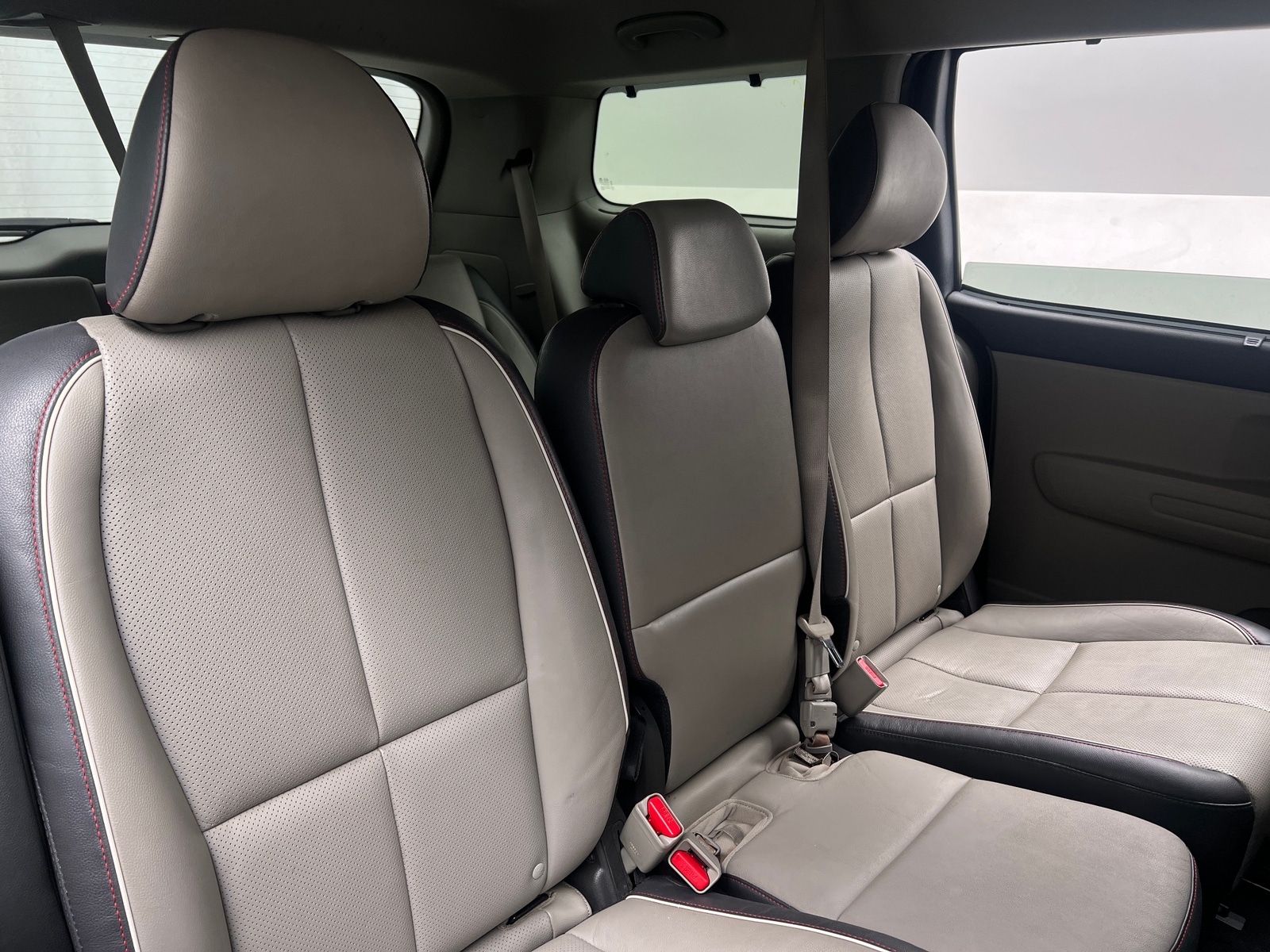 Thumbnail: 2018 Kia Sedona - 5