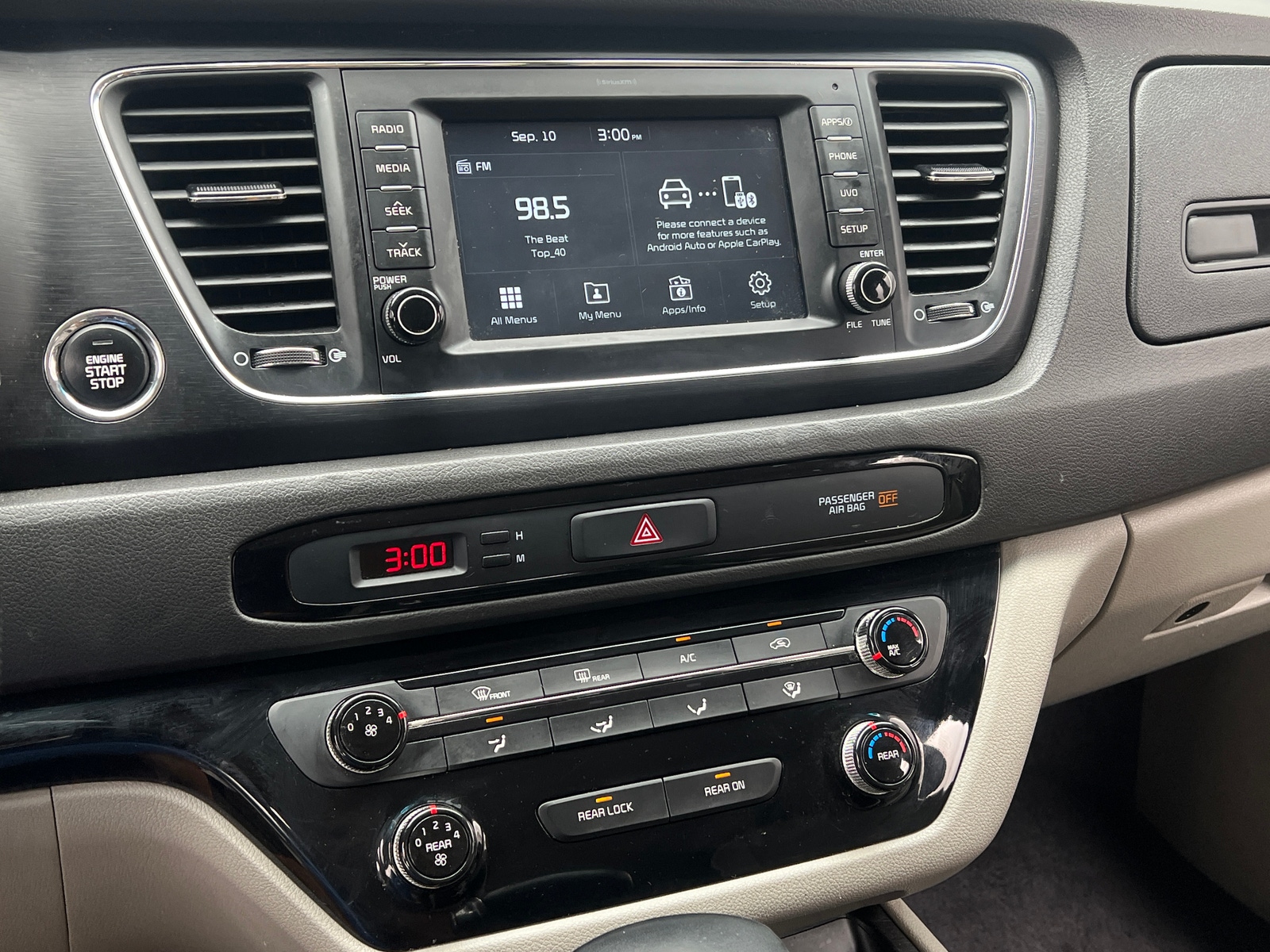Thumbnail: 2018 Kia Sedona - 3