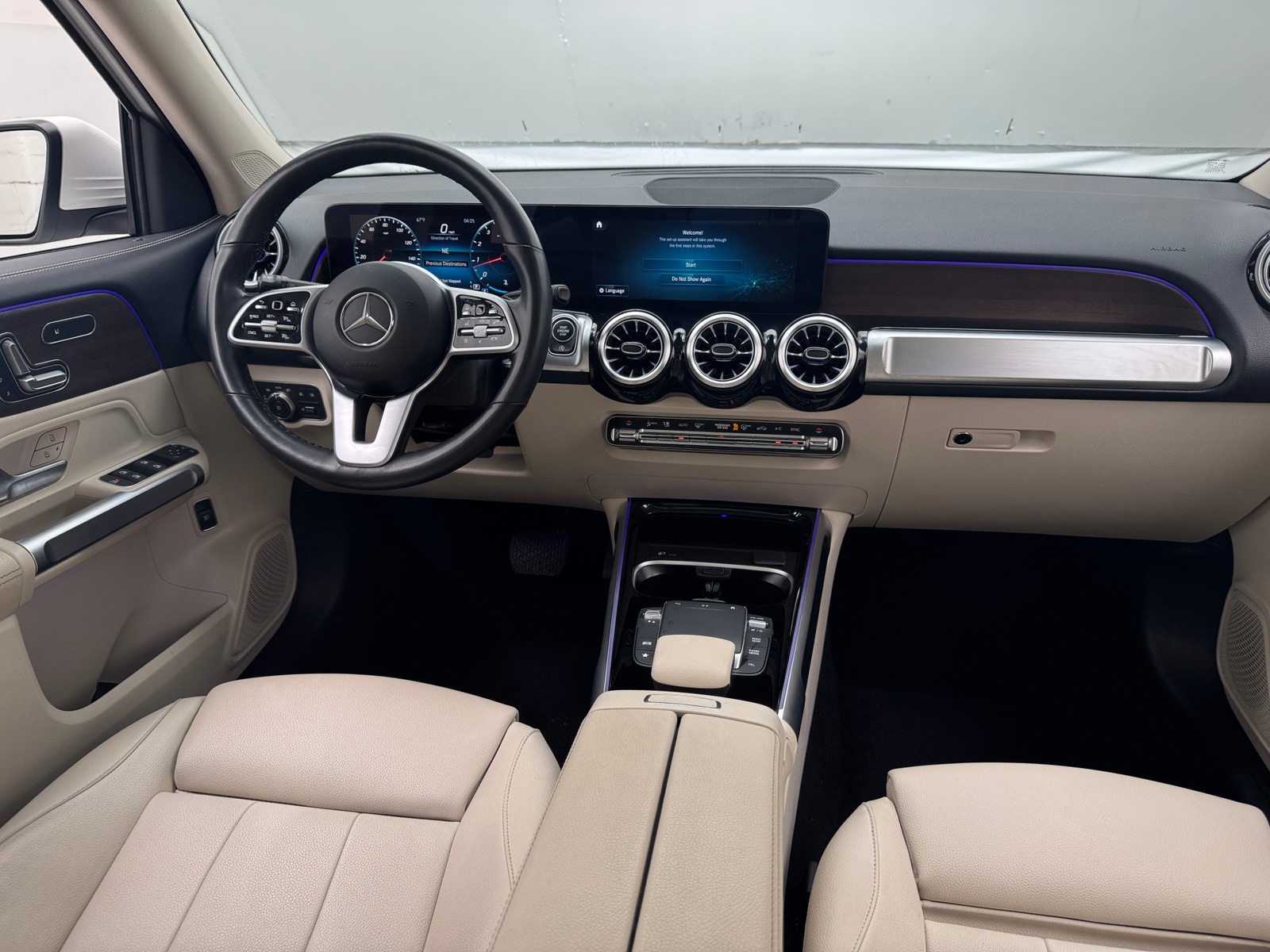 Thumbnail: 2022 Mercedes-Benz GLB - 2