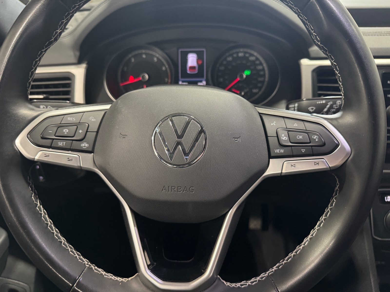 Thumbnail: 2021 Volkswagen Atlas - 4