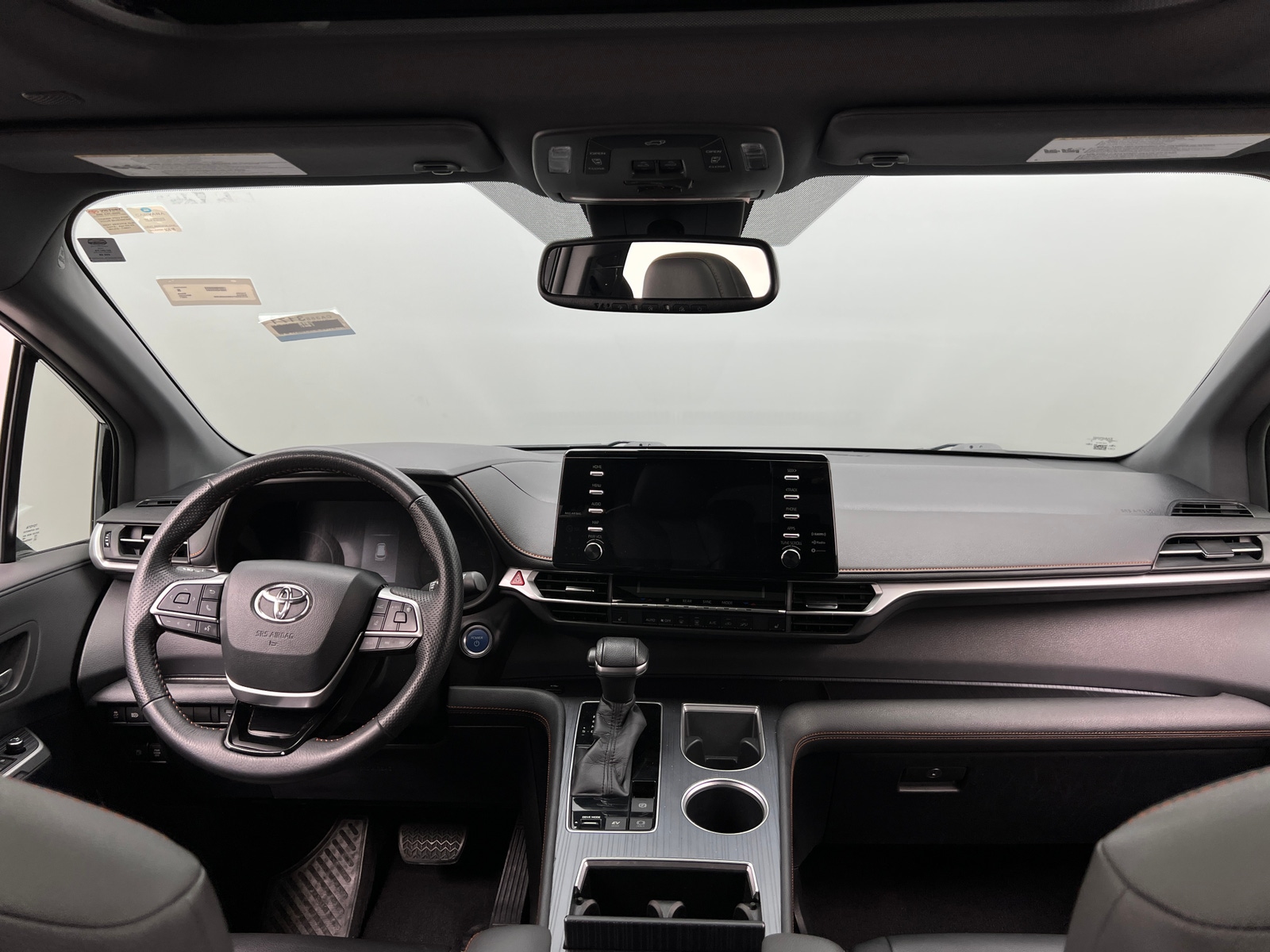 Thumbnail: 2021 Toyota Sienna - 2