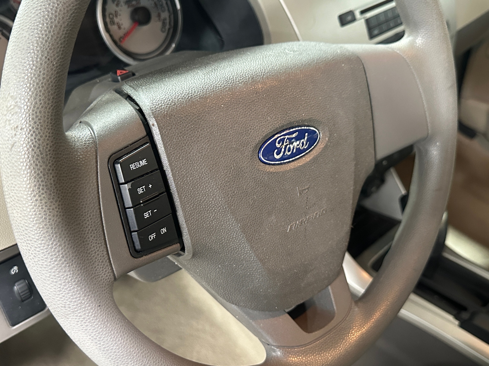 Thumbnail: 2010 Ford Focus - 5