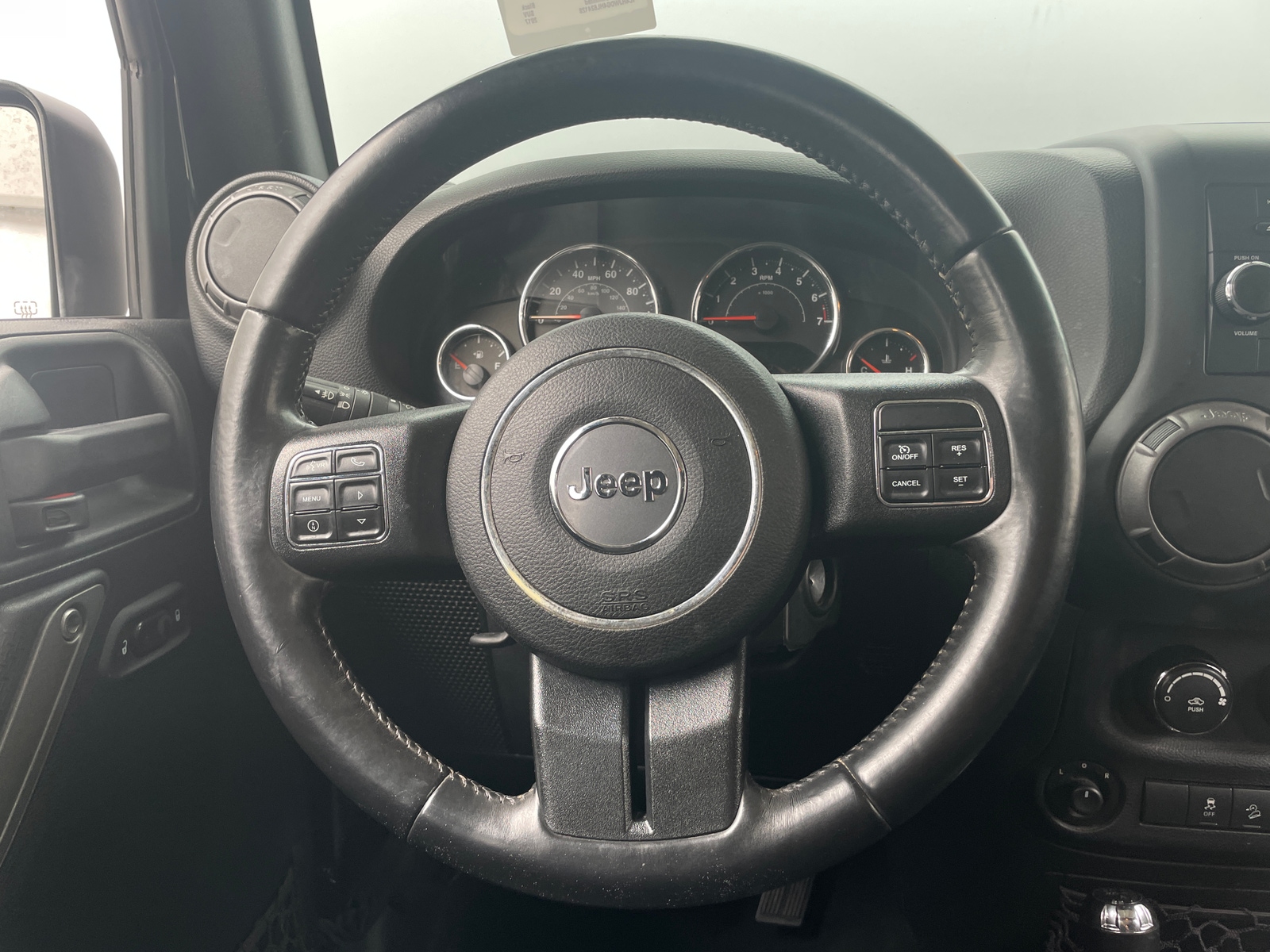 Thumbnail: 2017 Jeep Wrangler - 5