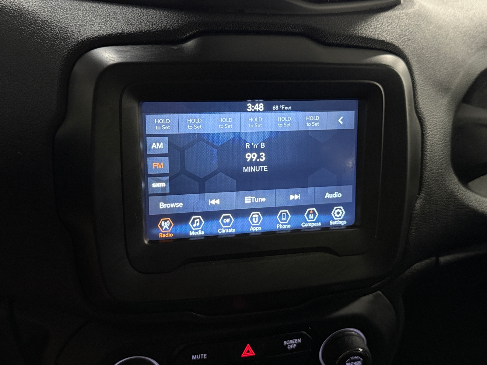 Thumbnail: 2020 Jeep Renegade - 4