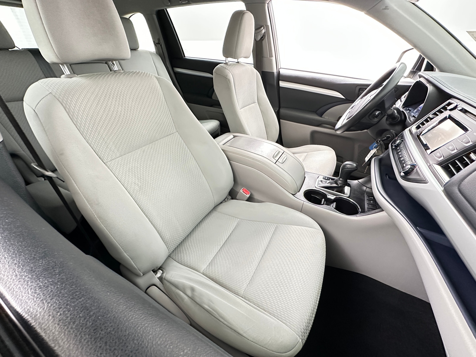 Thumbnail: 2019 Toyota Highlander - 2