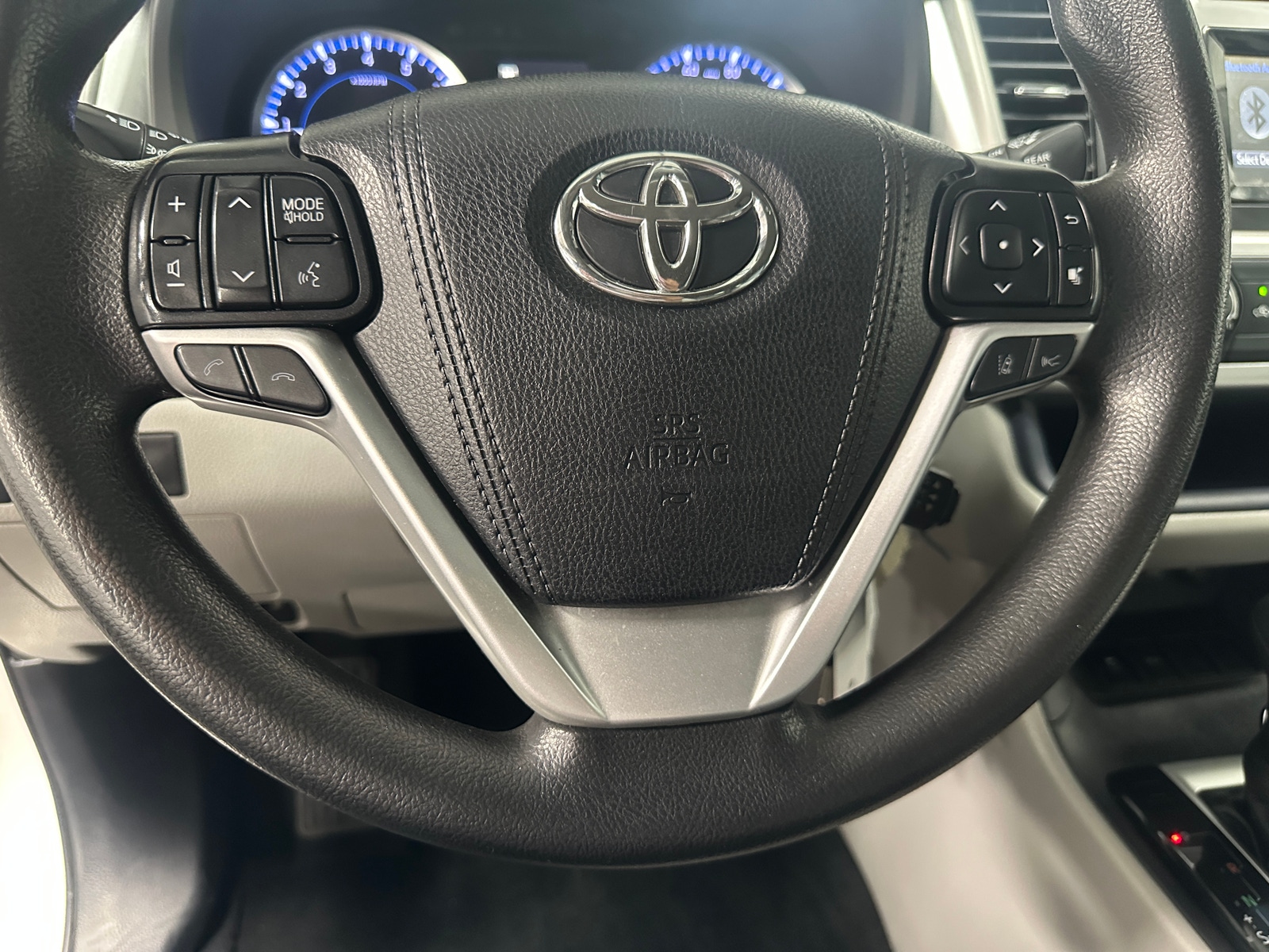 Thumbnail: 2019 Toyota Highlander - 5