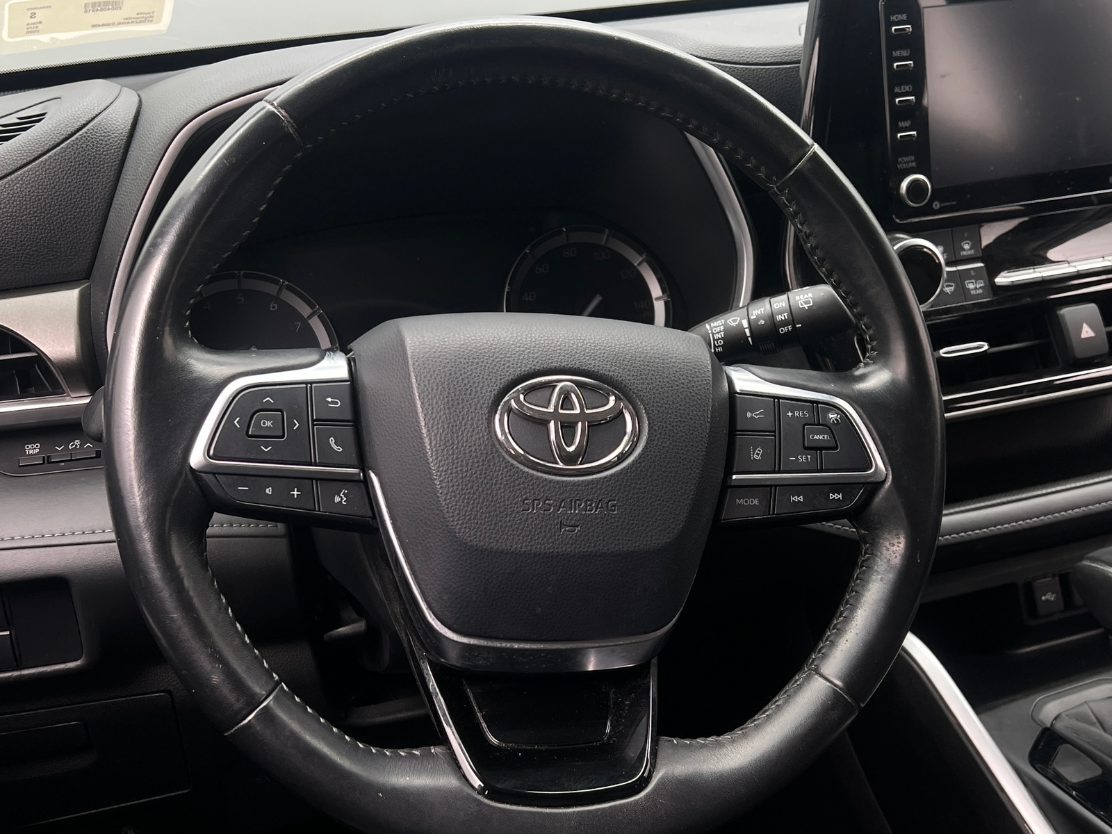 Thumbnail: 2020 Toyota Highlander - 4