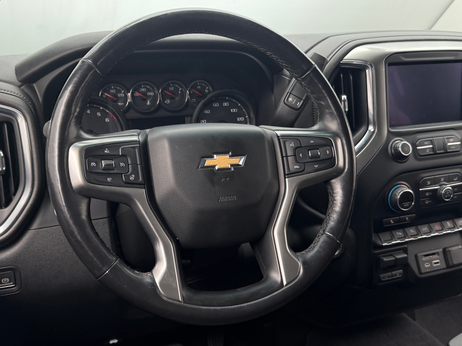 Thumbnail: 2019 Chevrolet Silverado 1500 - 5