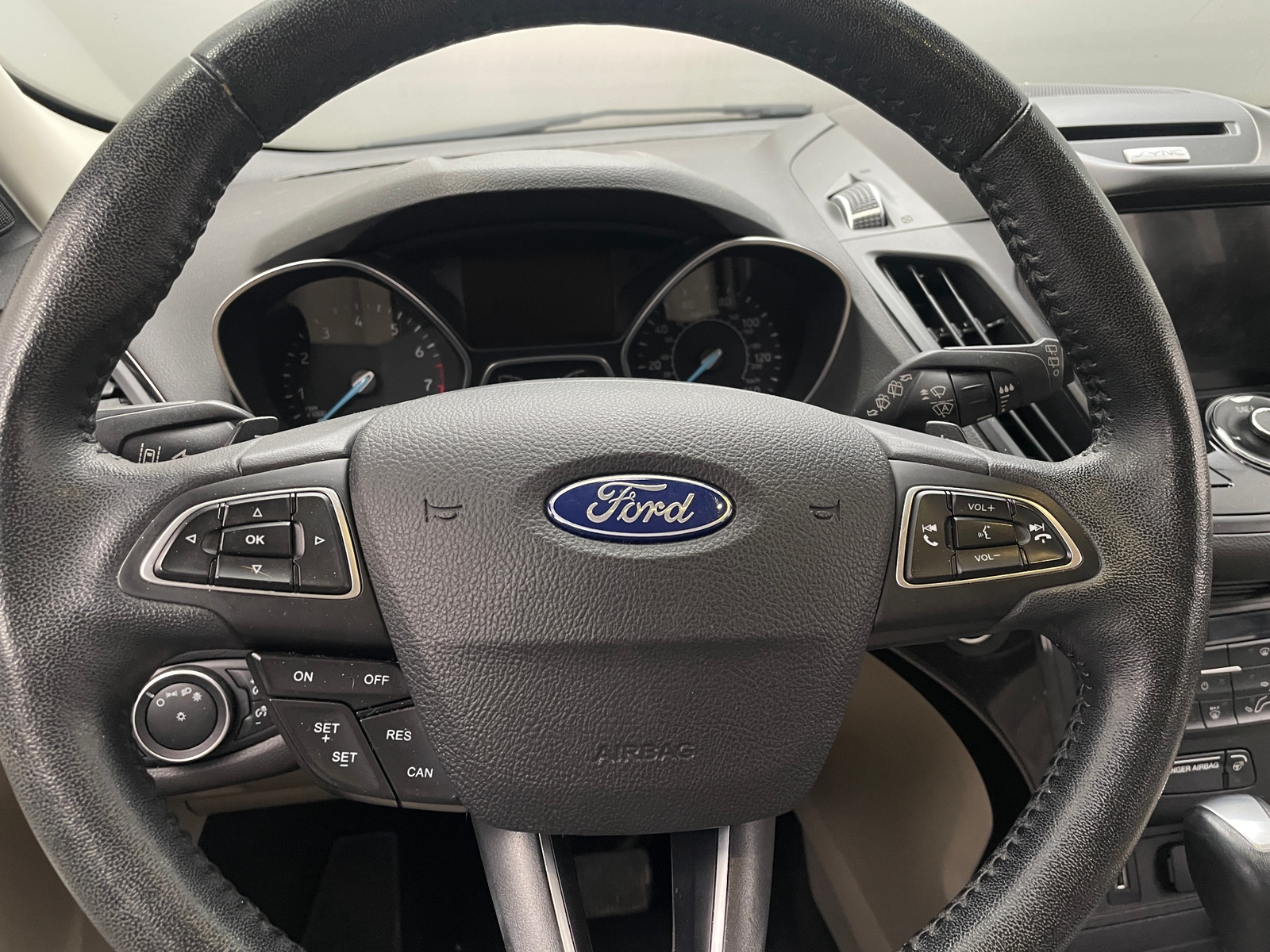 Thumbnail: 2017 Ford Escape - 4