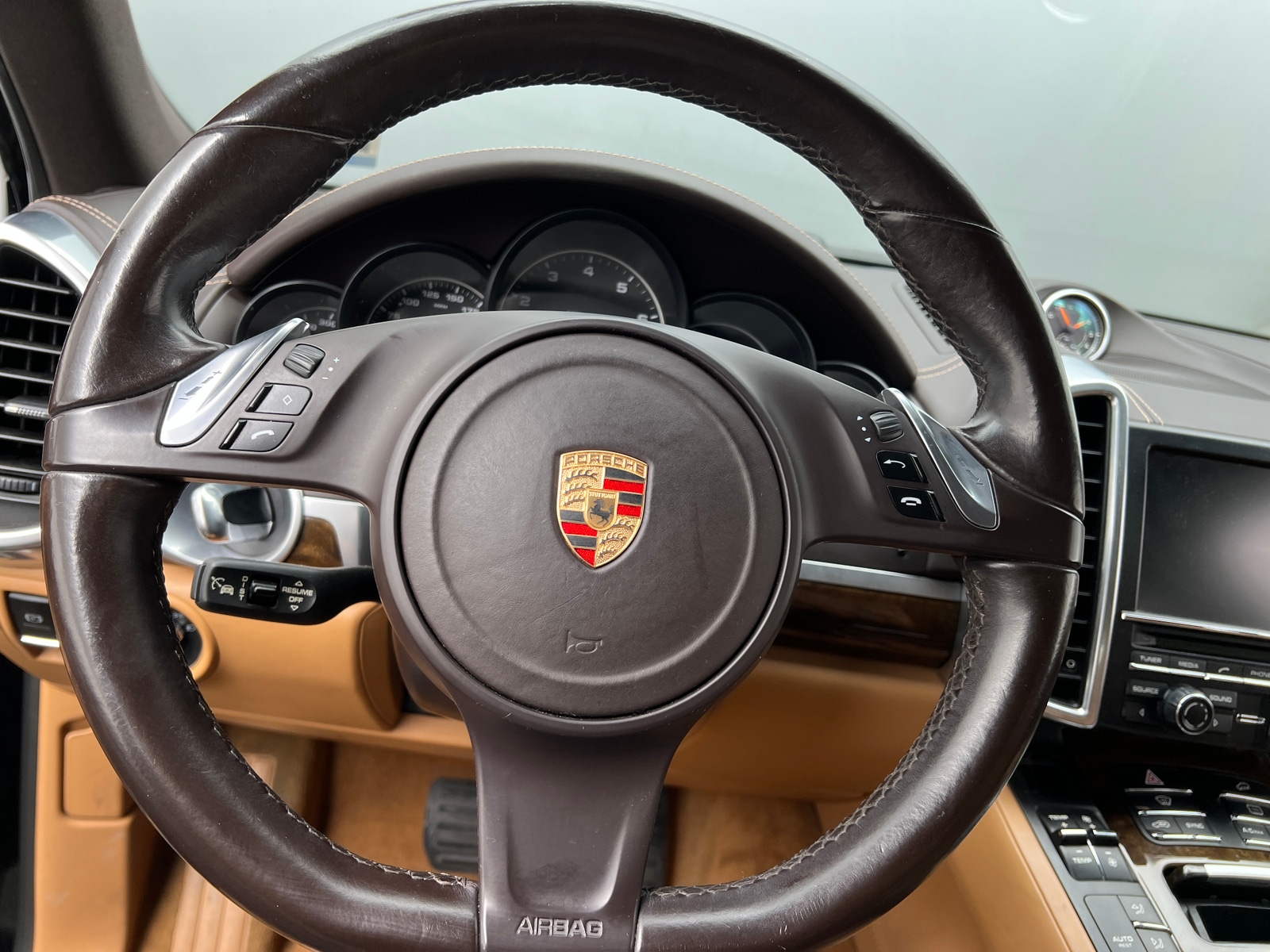 Thumbnail: 2014 Porsche Cayenne - 4