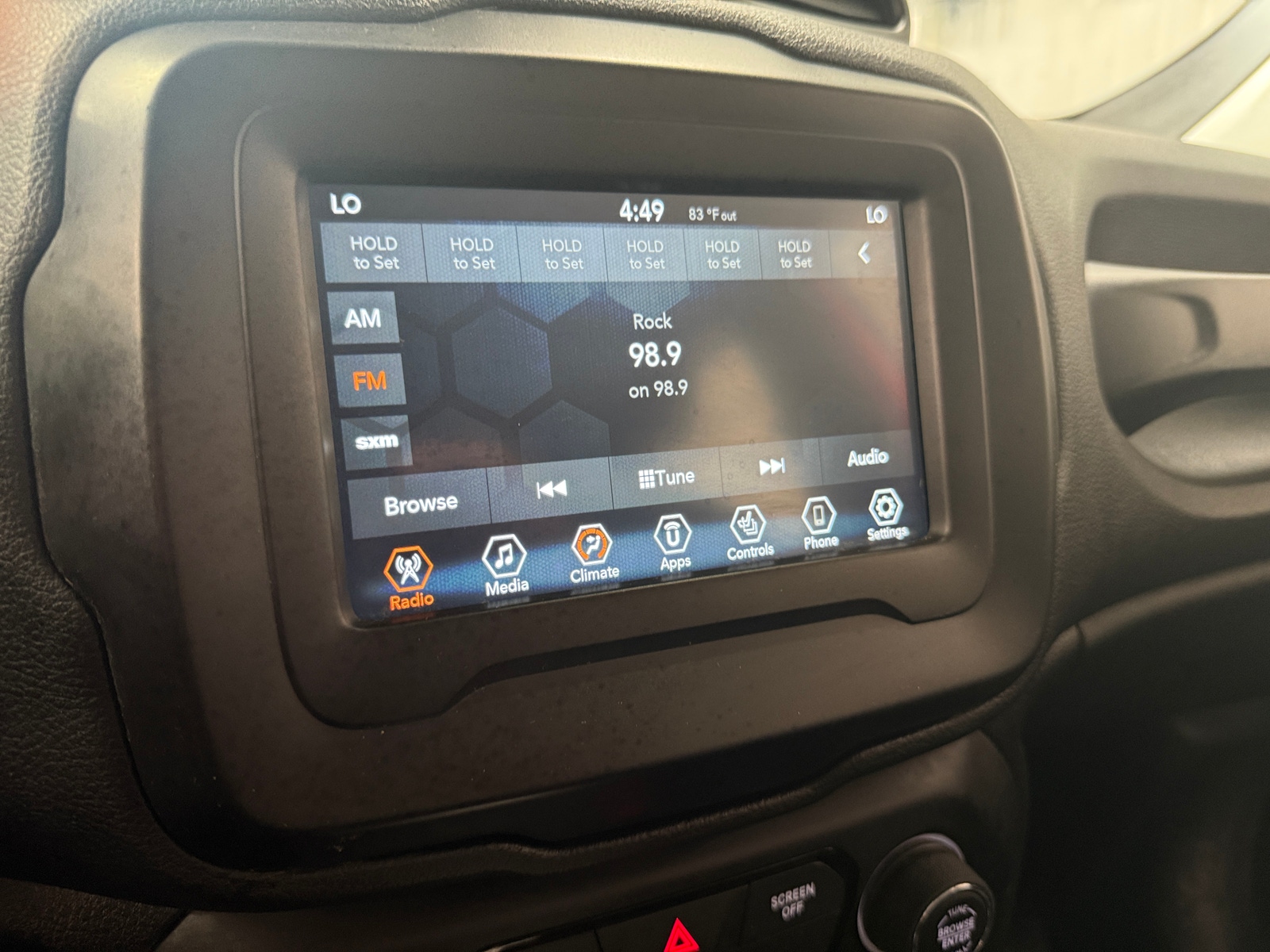 Thumbnail: 2019 Jeep Renegade - 4