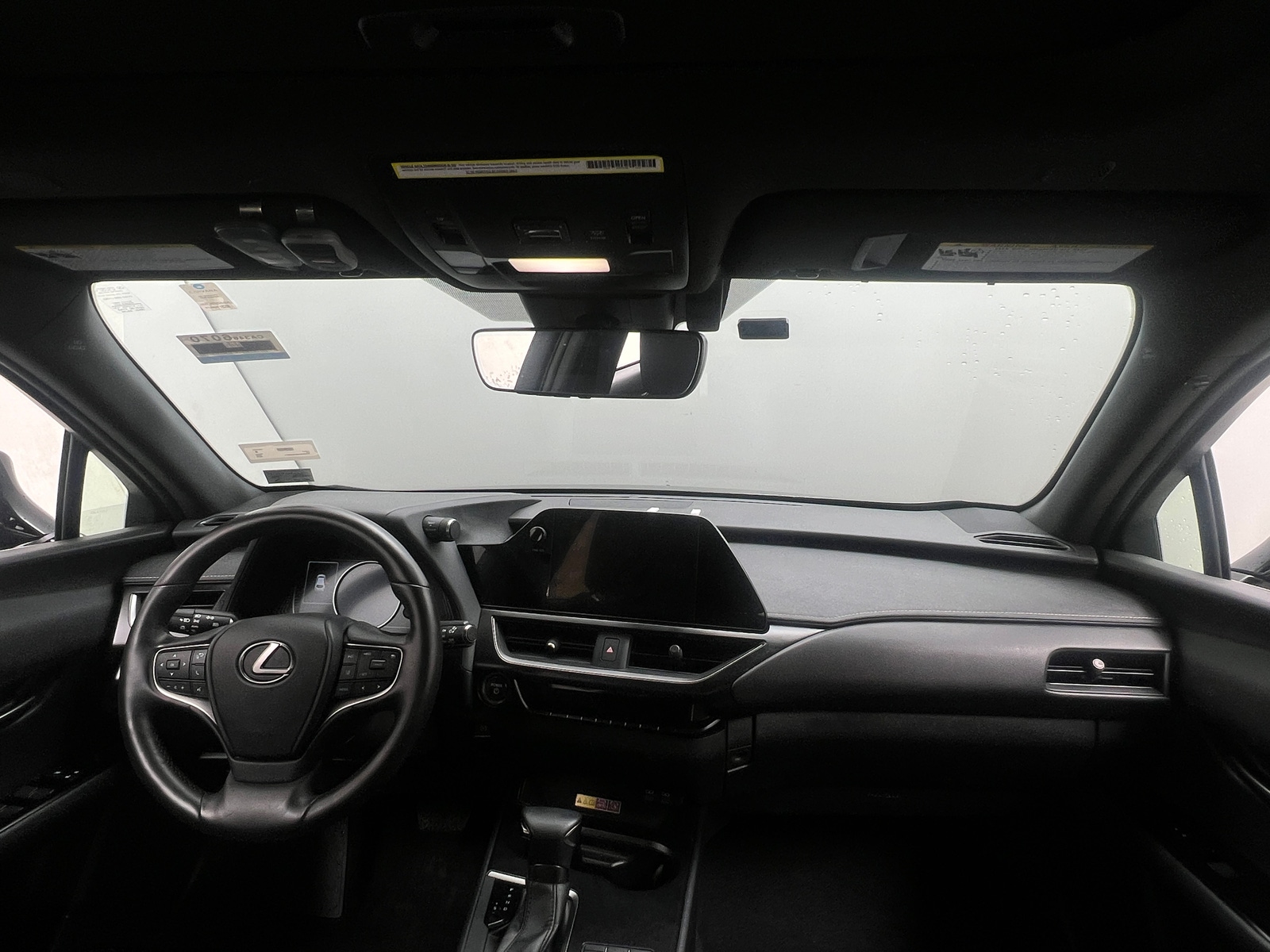 Thumbnail: 2023 Lexus UX - 2