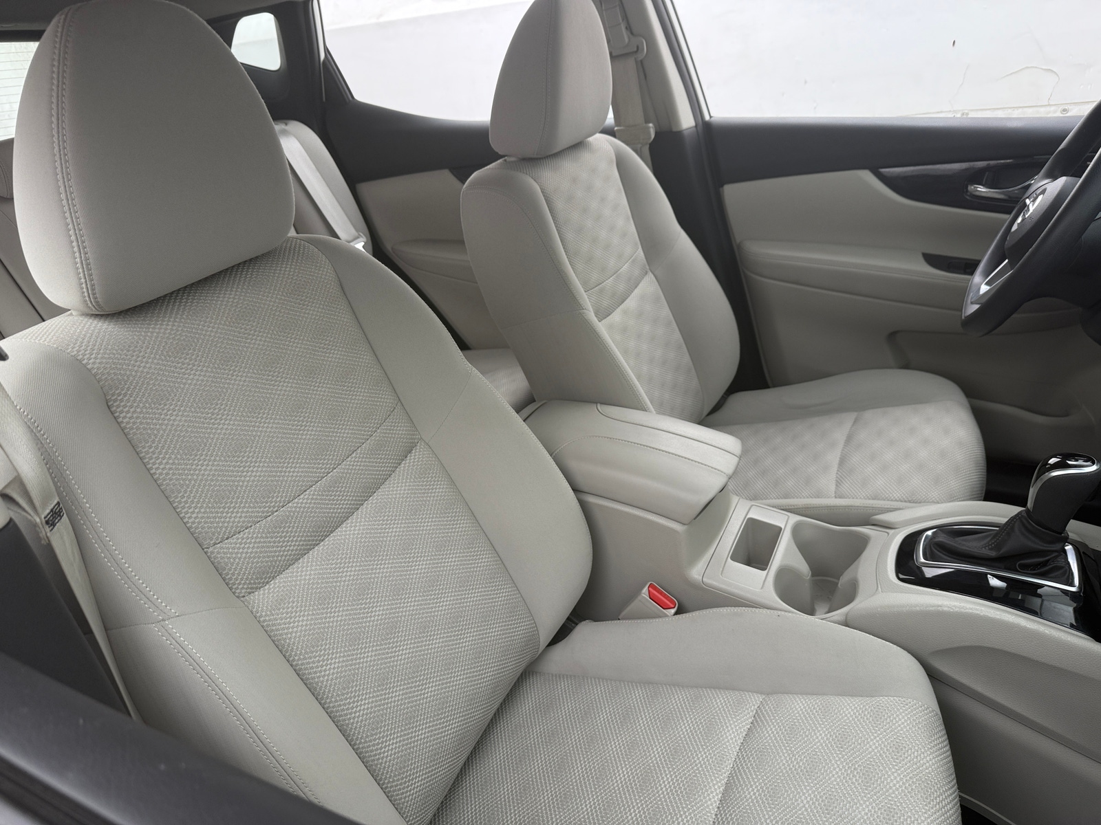 Thumbnail: 2019 Nissan Rogue Sport - 2