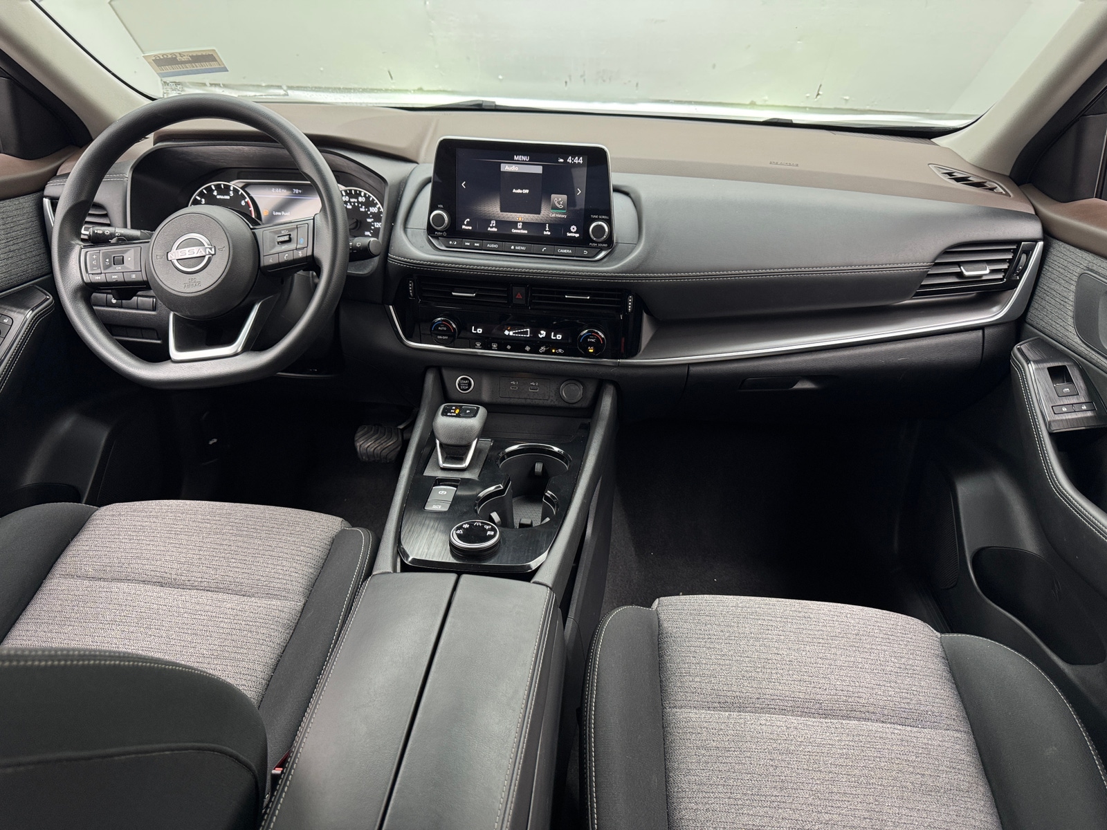 Thumbnail: 2022 Nissan Rogue - 3