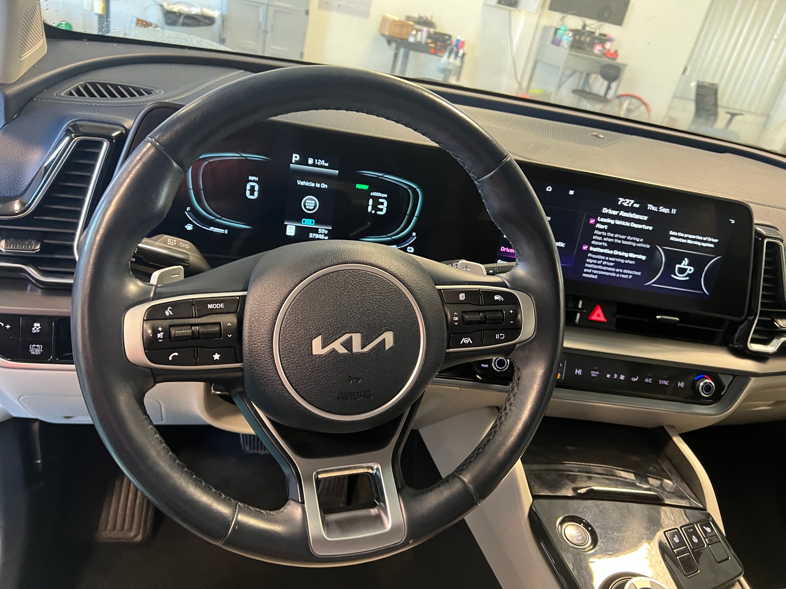 Thumbnail: 2023 Kia Sportage - 4