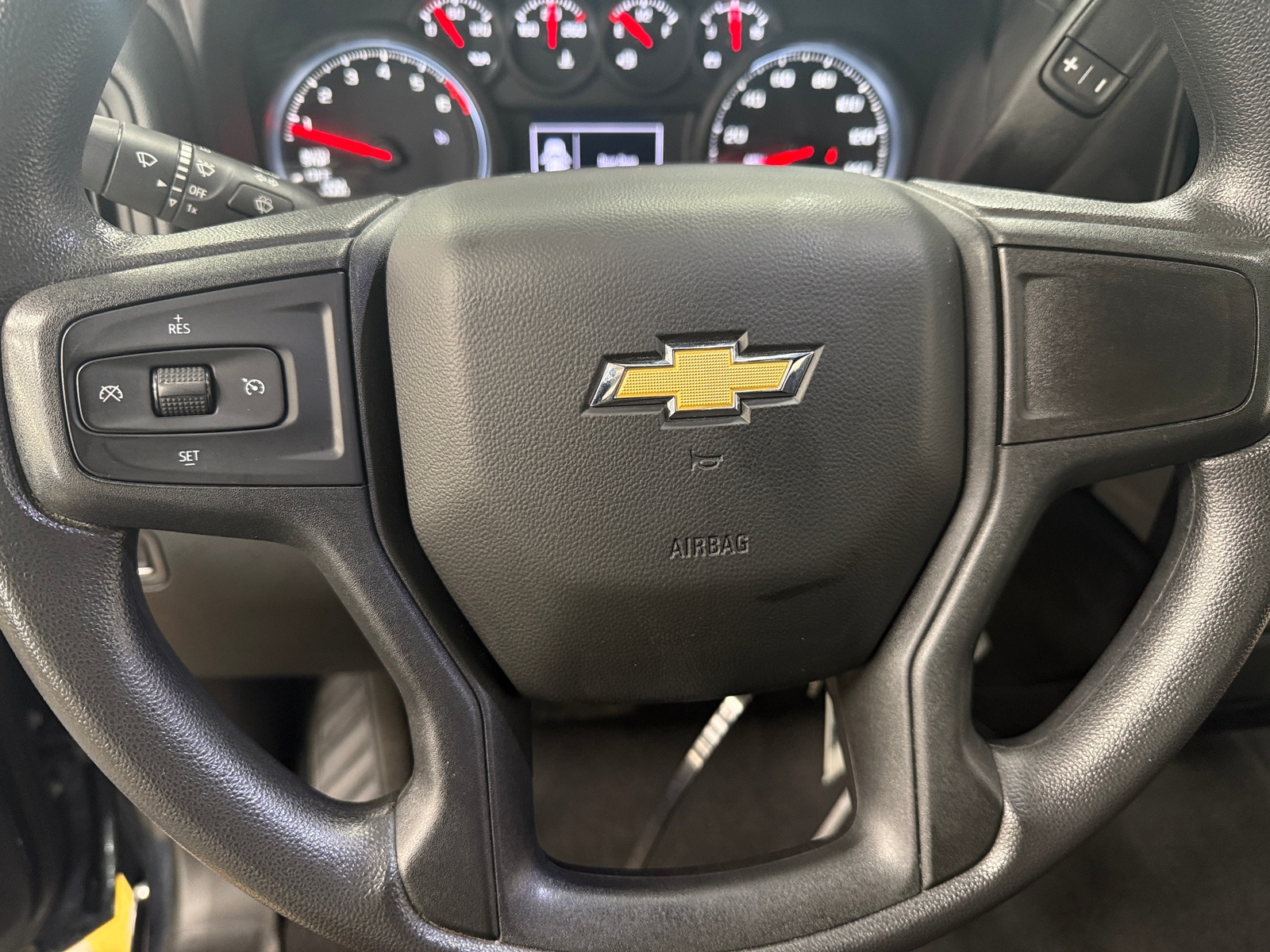 Thumbnail: 2022 Chevrolet Silverado 1500 - 5