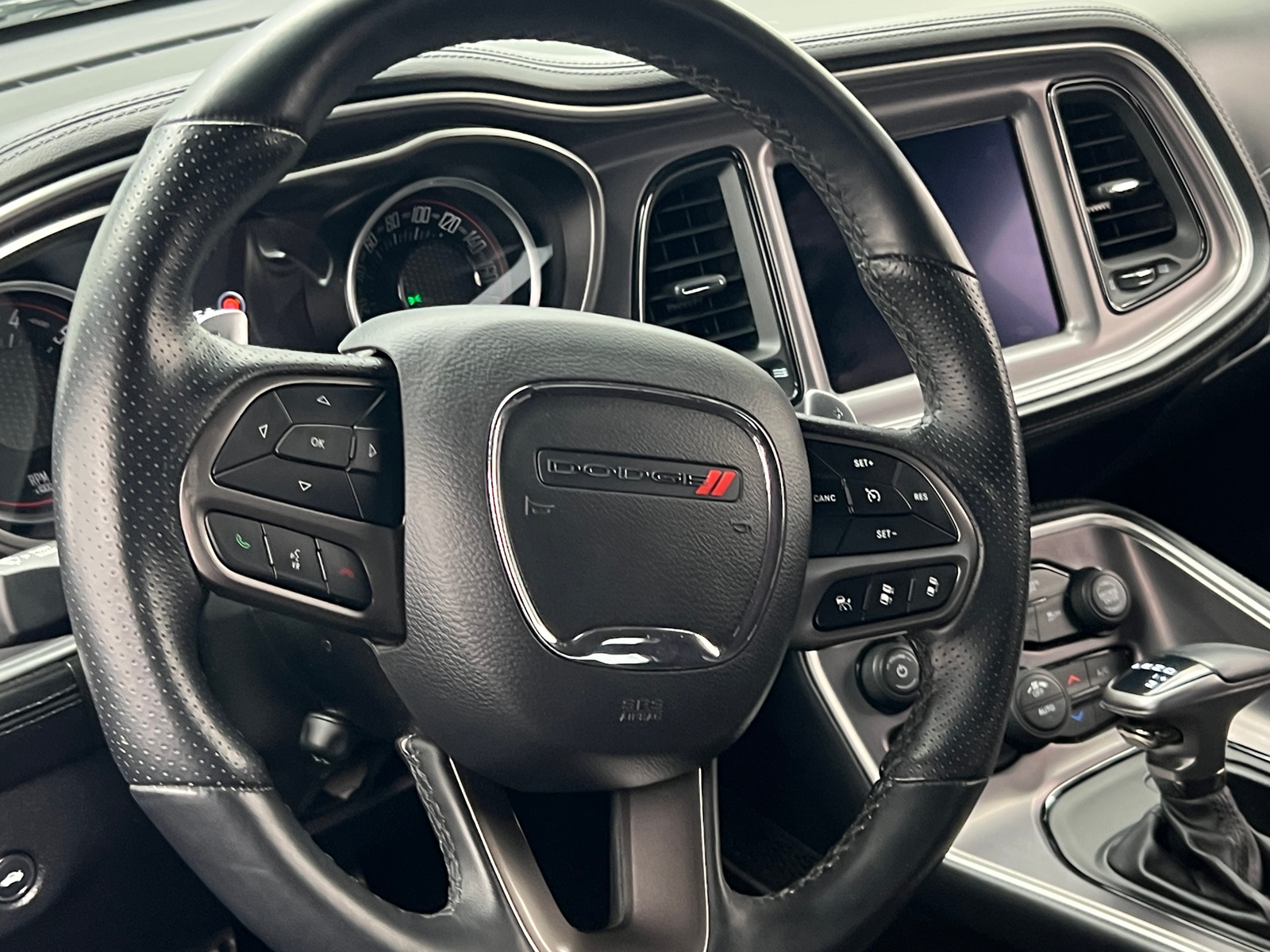 Thumbnail: 2021 Dodge Challenger - 4