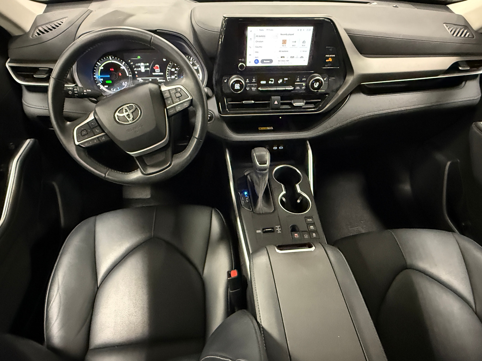 Thumbnail: 2023 Toyota Highlander - 2