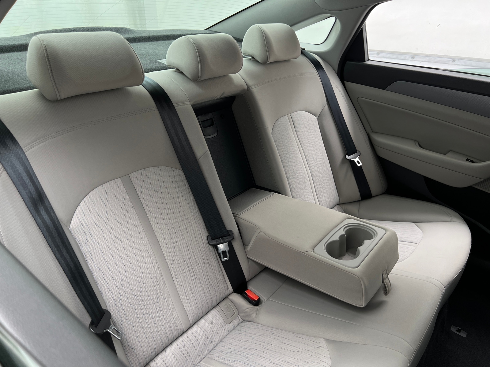 Thumbnail: 2016 Hyundai Sonata - 6