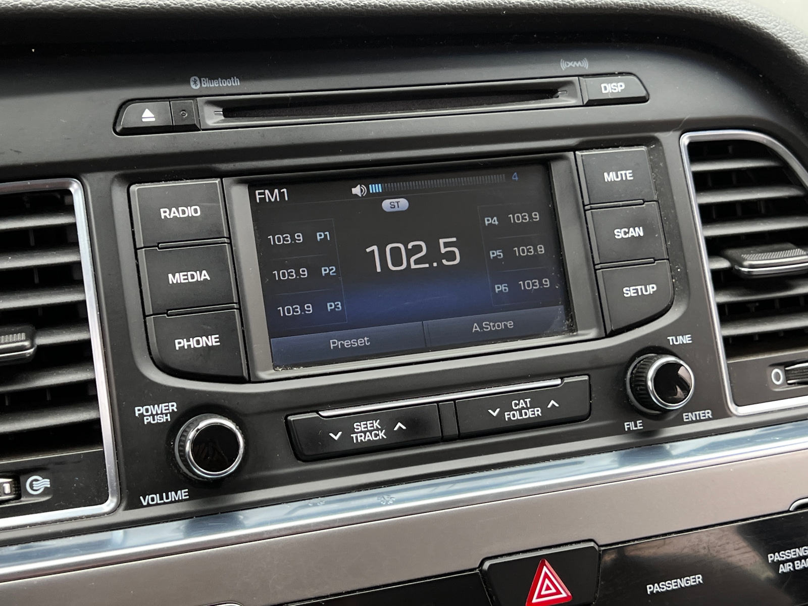 Thumbnail: 2016 Hyundai Sonata - 4