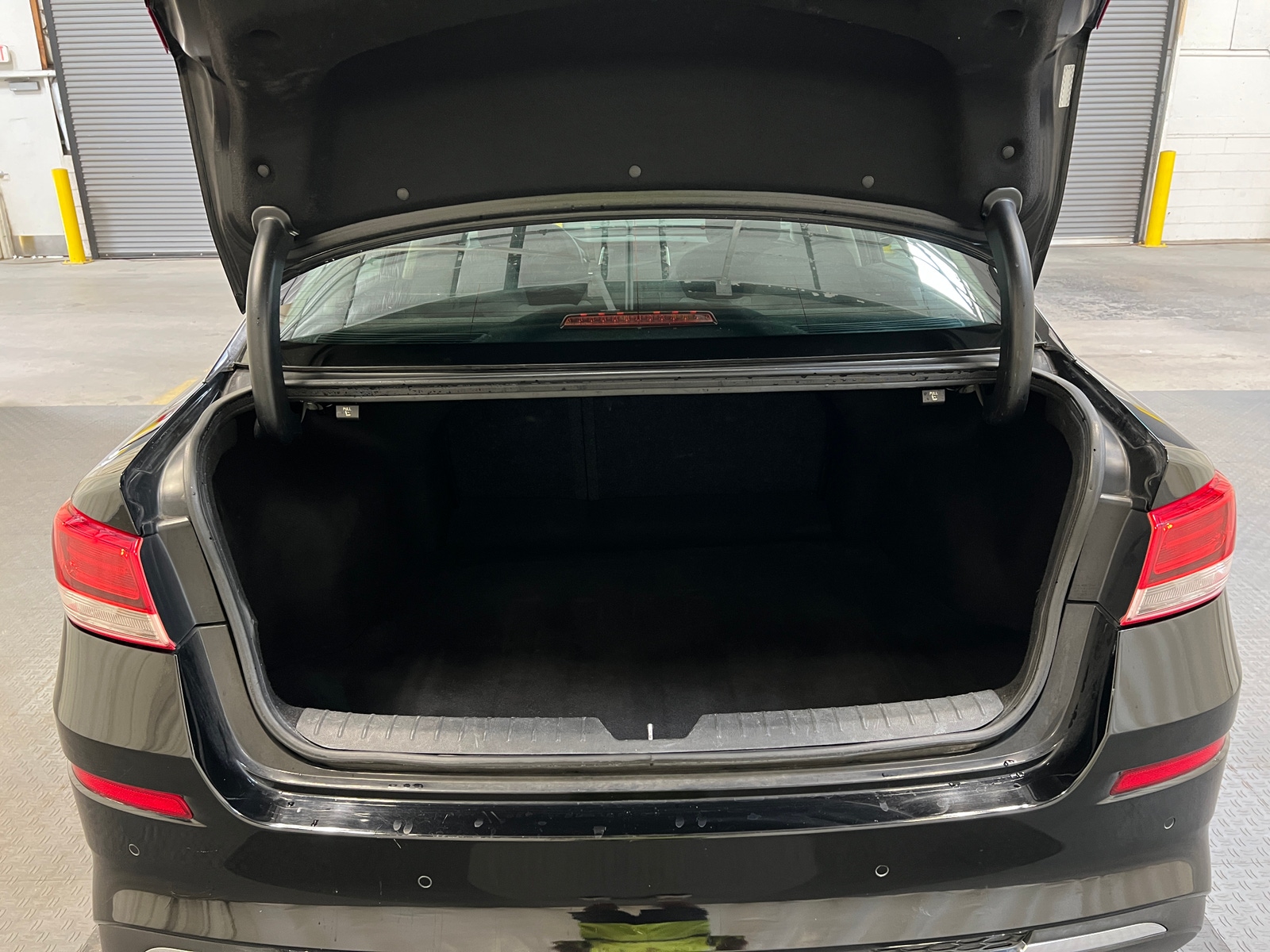 Thumbnail: 2020 Kia Optima - 7