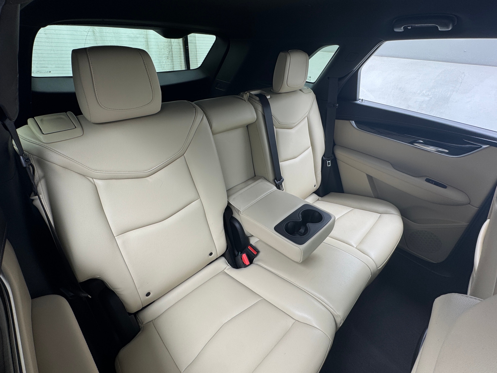 Thumbnail: 2017 Cadillac XT5 - 5