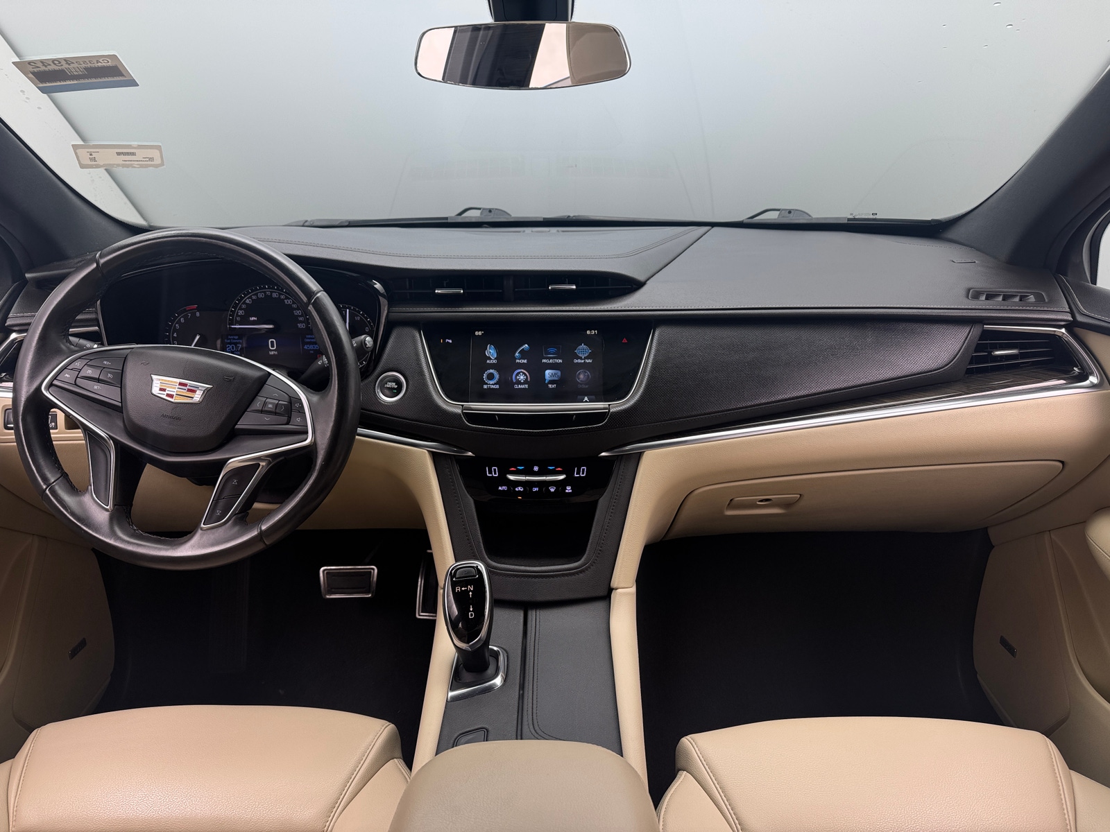 Thumbnail: 2017 Cadillac XT5 - 2