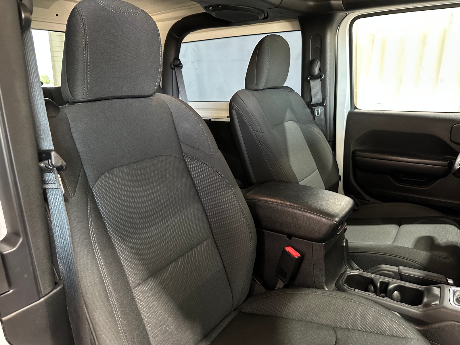 Thumbnail: 2020 Jeep Wrangler - 2