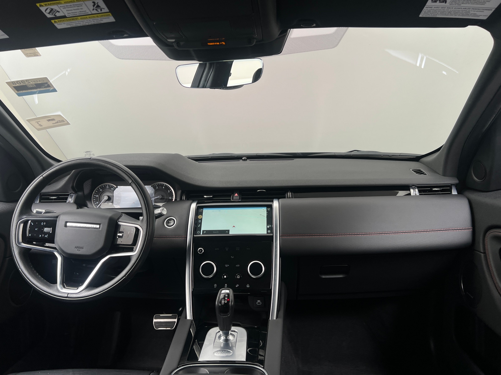 Thumbnail: 2021 Land Rover Discovery Sport - 2