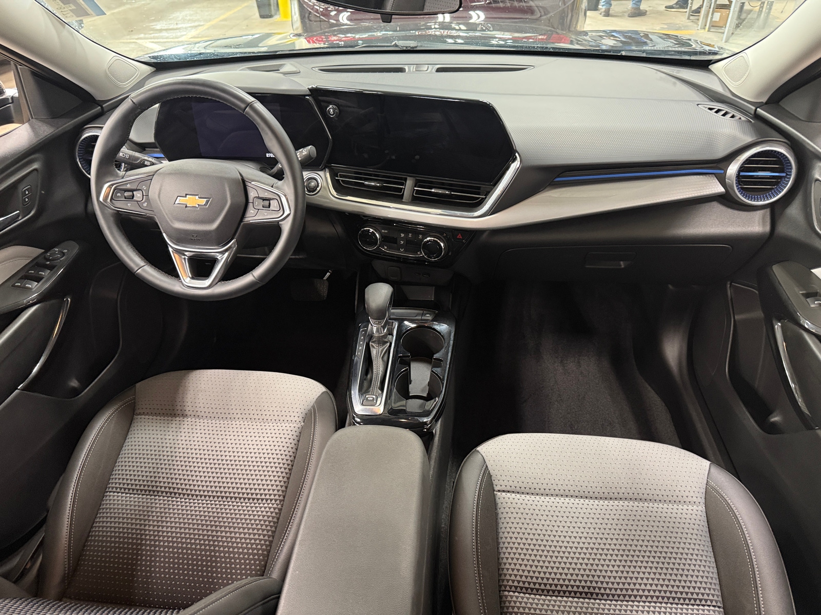 Thumbnail: 2024 Chevrolet Trax - 3