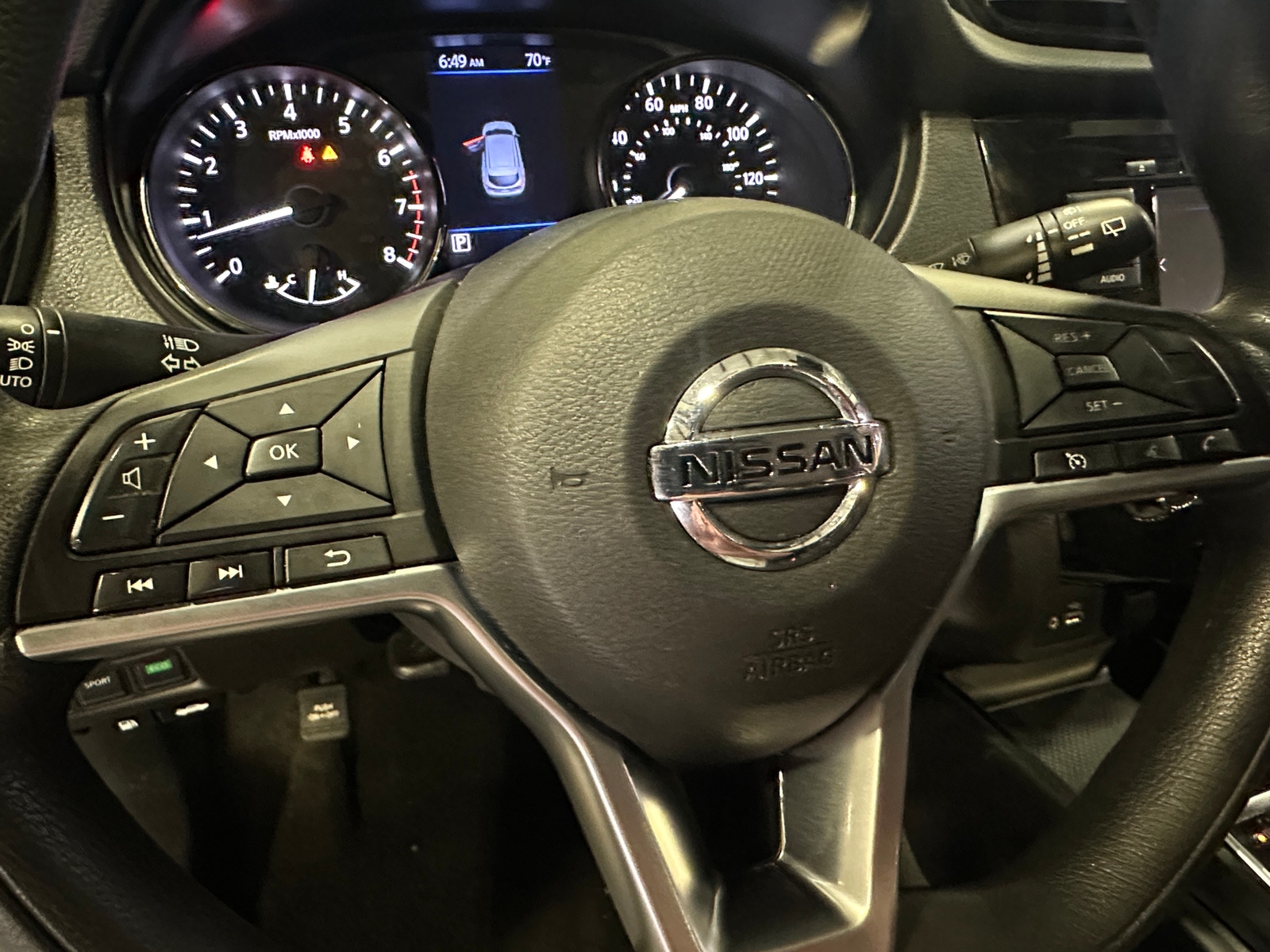 Thumbnail: 2021 Nissan Rogue Sport - 5