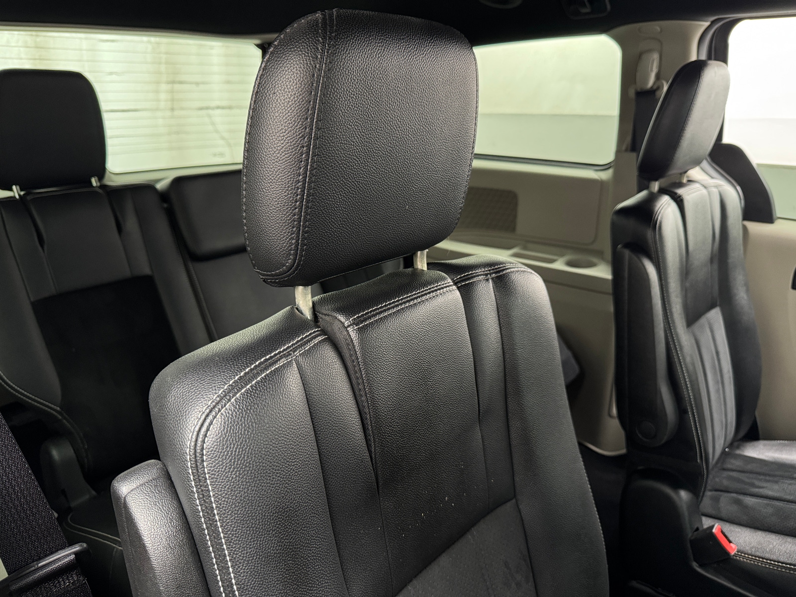 Thumbnail: 2018 Dodge Grand Caravan - 5