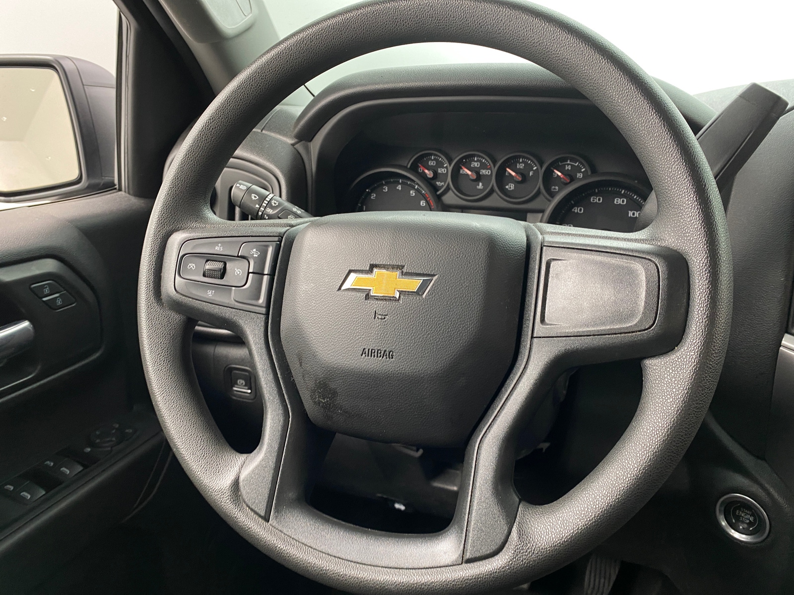 Thumbnail: 2022 Chevrolet Silverado 1500 - 5