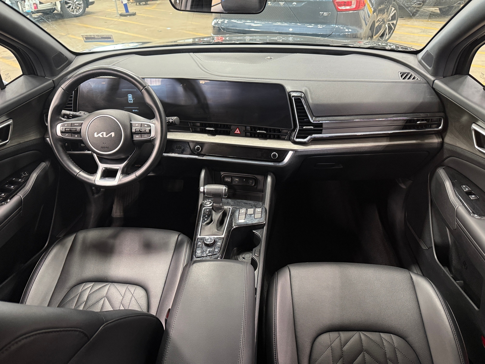 Thumbnail: 2023 Kia Sportage - 2