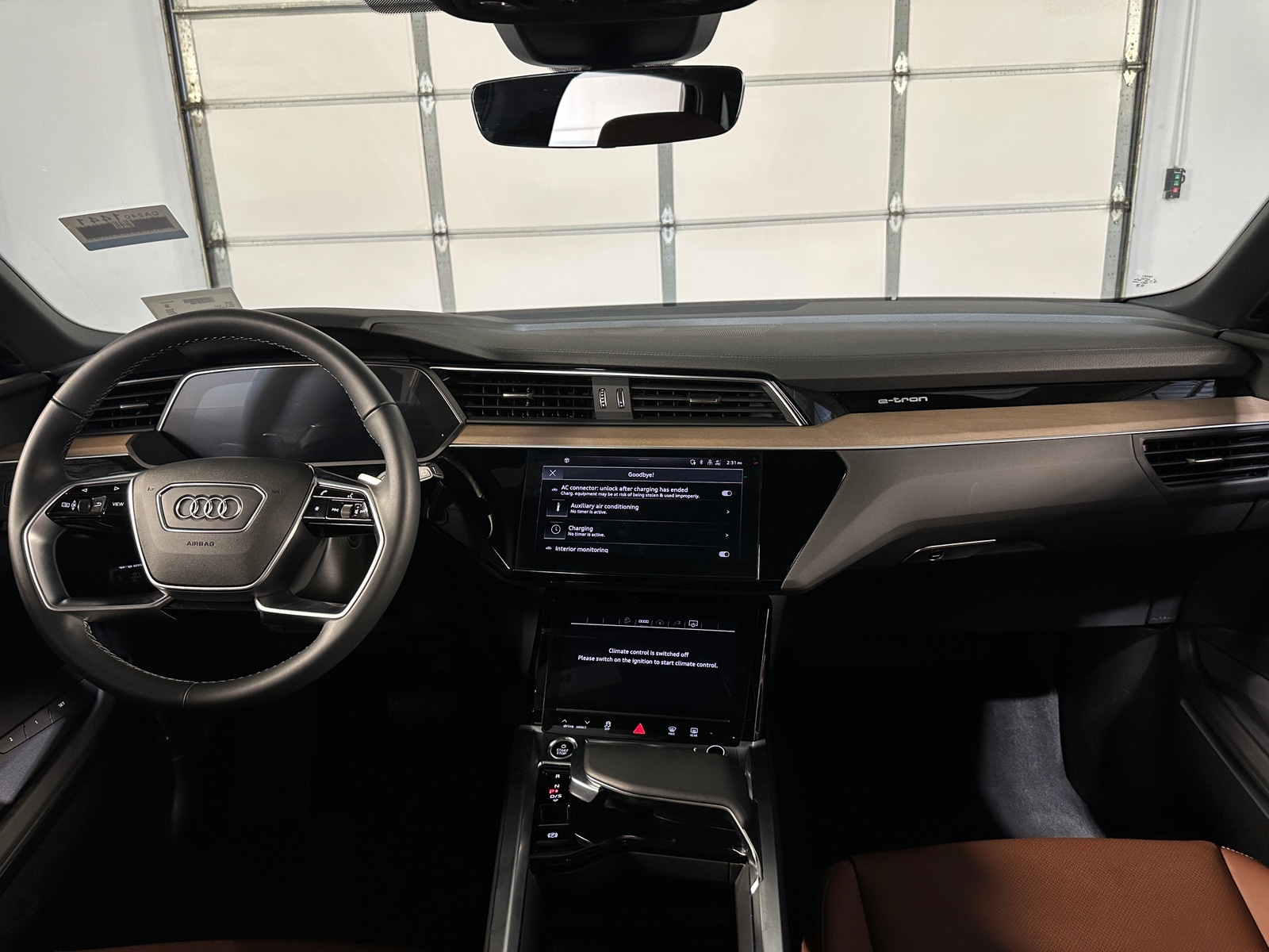 Thumbnail: 2024 Audi Q8 e-tron - 2