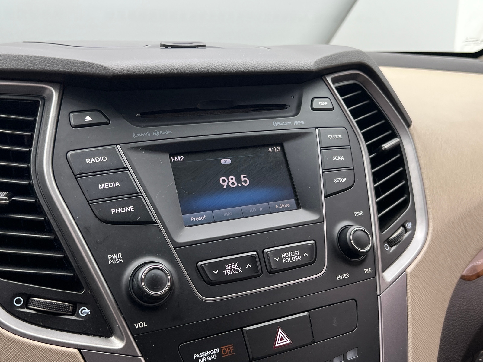 Thumbnail: 2014 Hyundai Santa Fe - 4