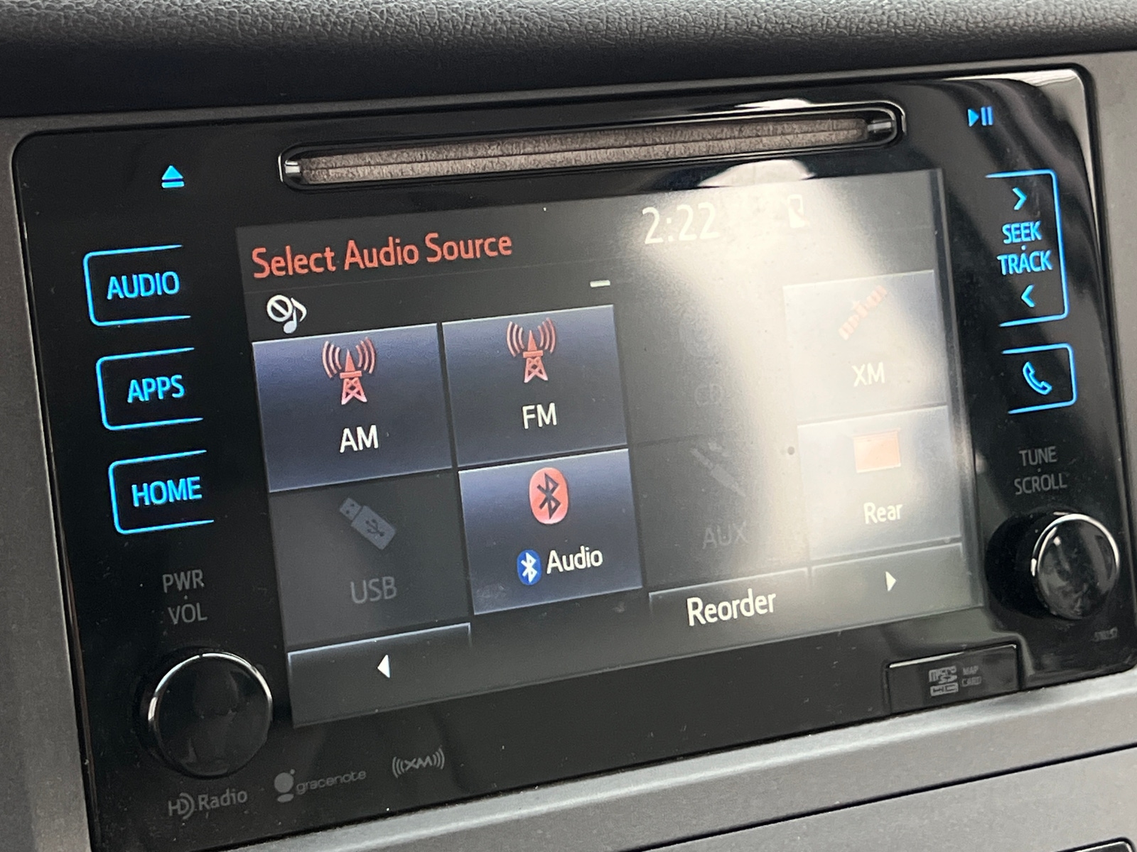 Thumbnail: 2016 Toyota Sienna - 3