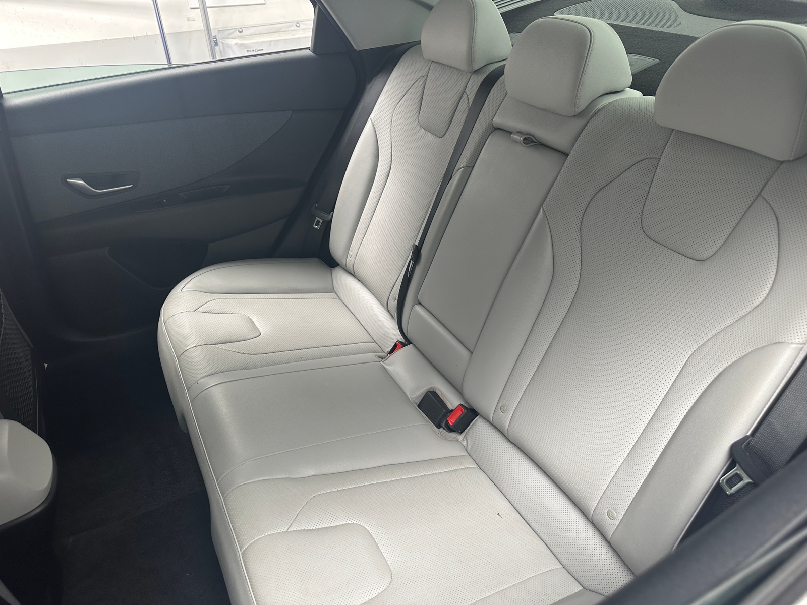 Thumbnail: 2023 Hyundai Elantra - 5