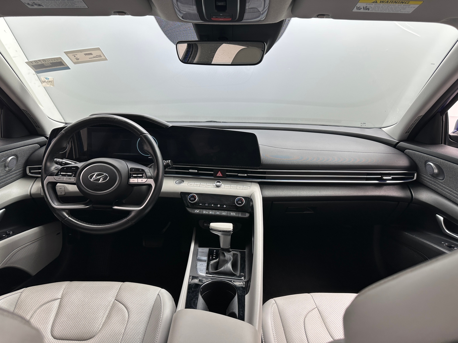 Thumbnail: 2023 Hyundai Elantra - 2