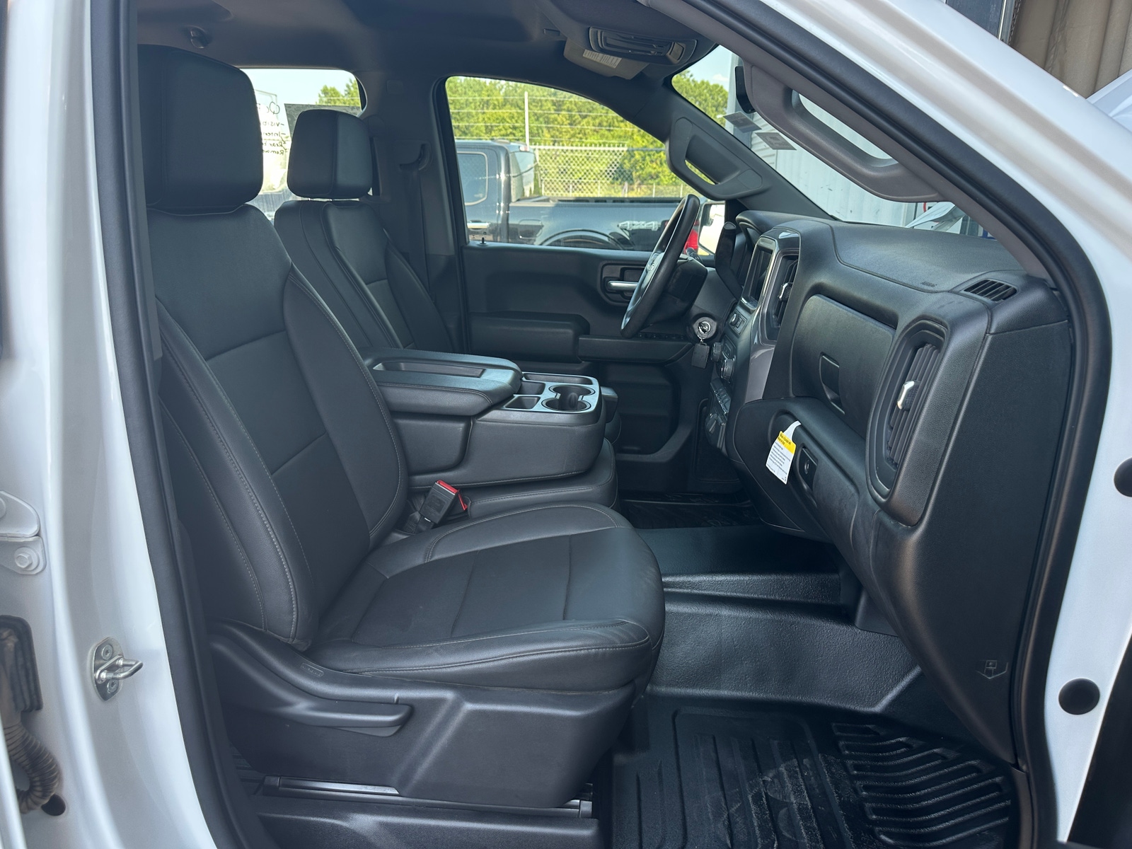 Thumbnail: 2021 Chevrolet Silverado 1500 - 2